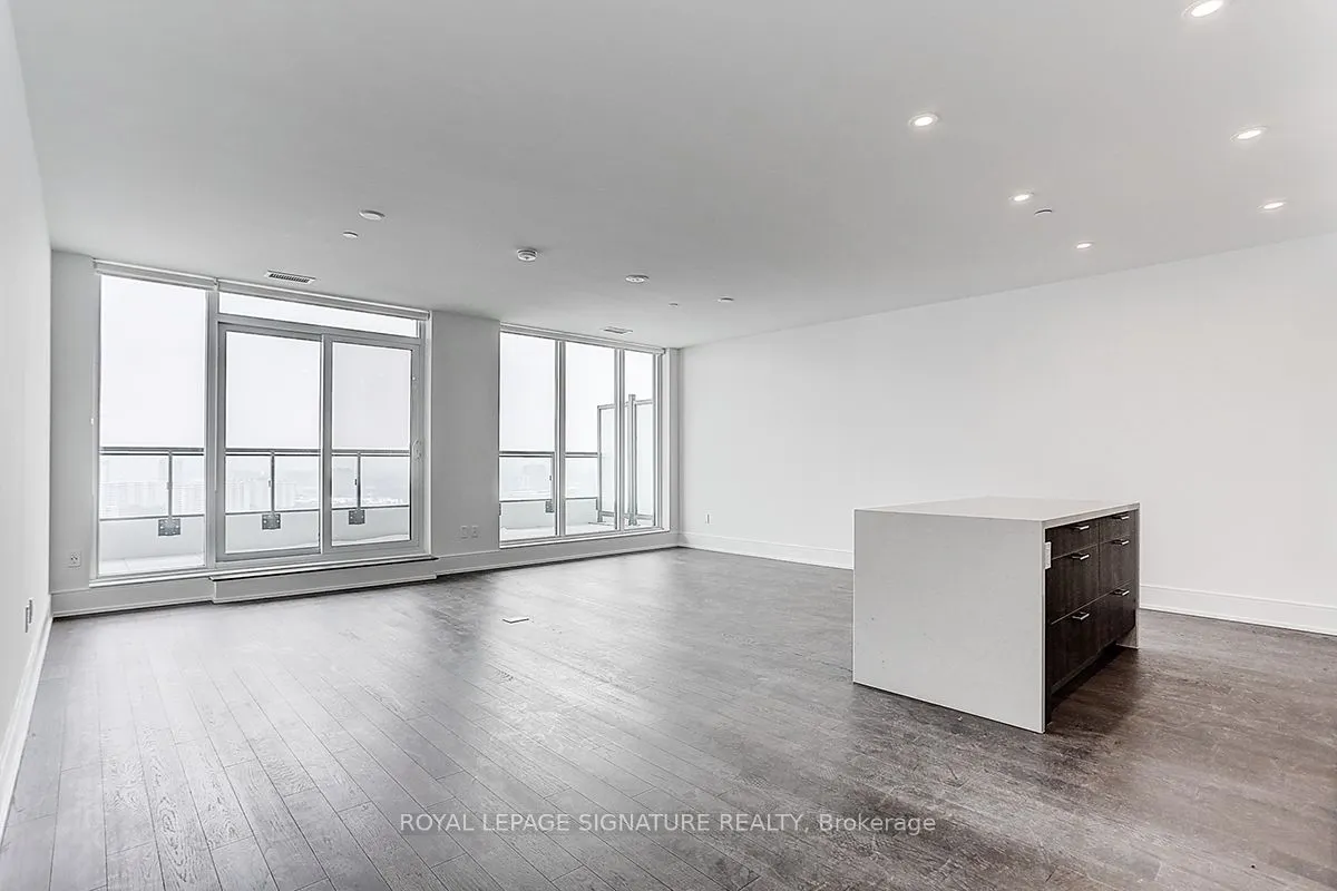 30 Inn On The Park Drive