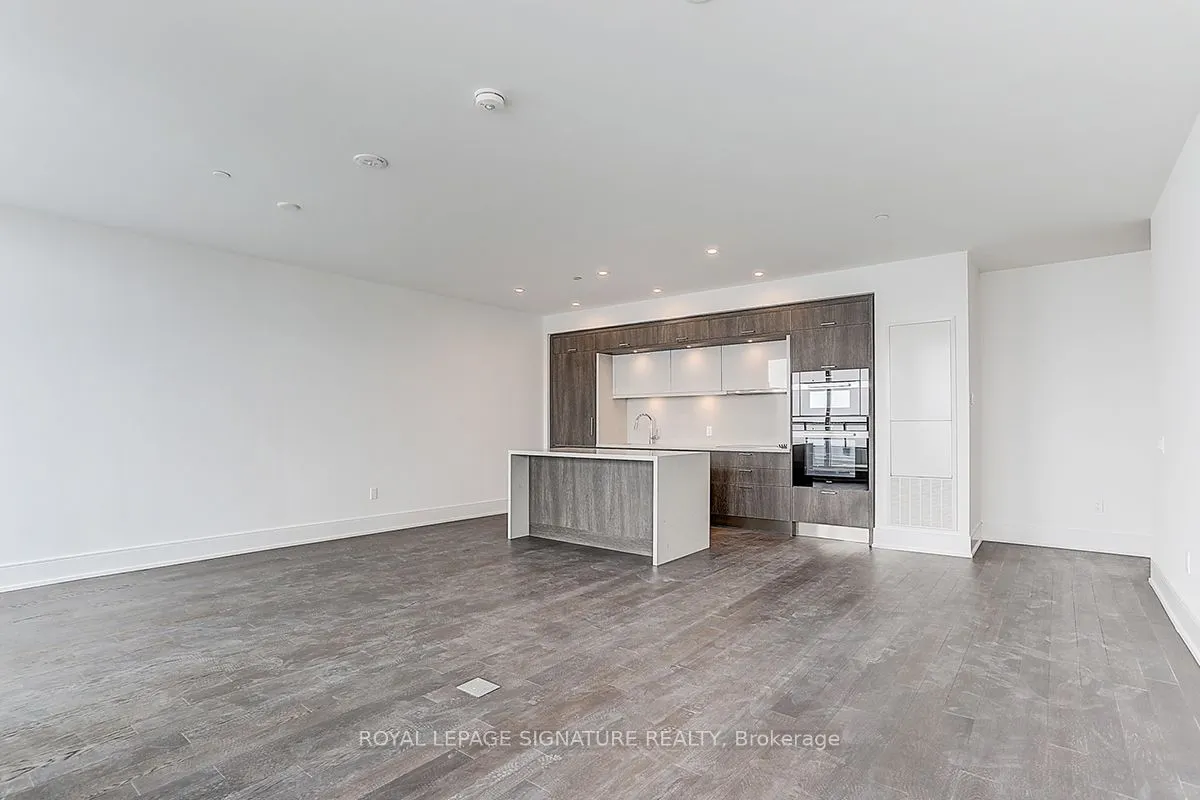30 Inn On The Park Drive