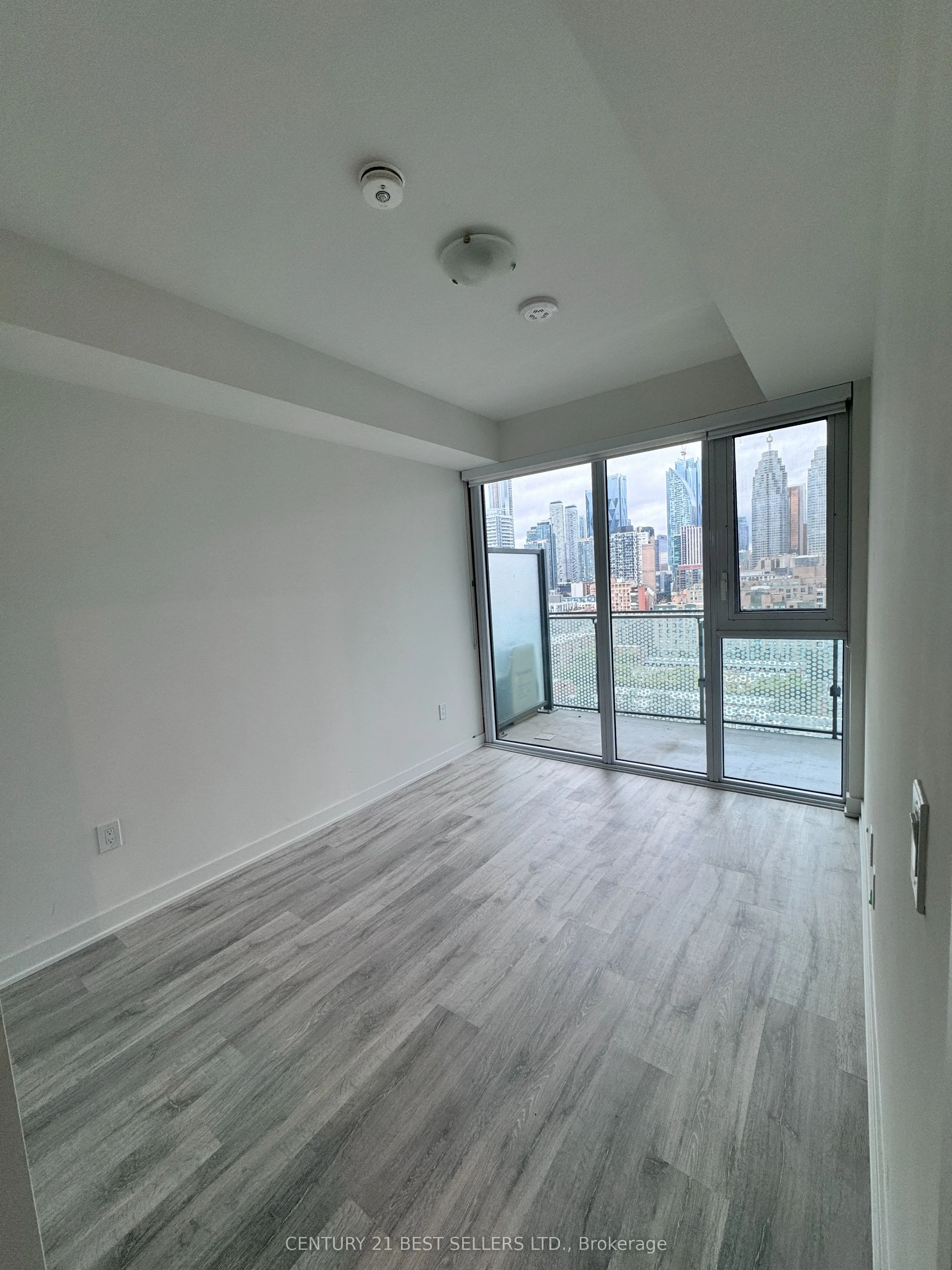 135 Lower Sherbourne Street, #1470