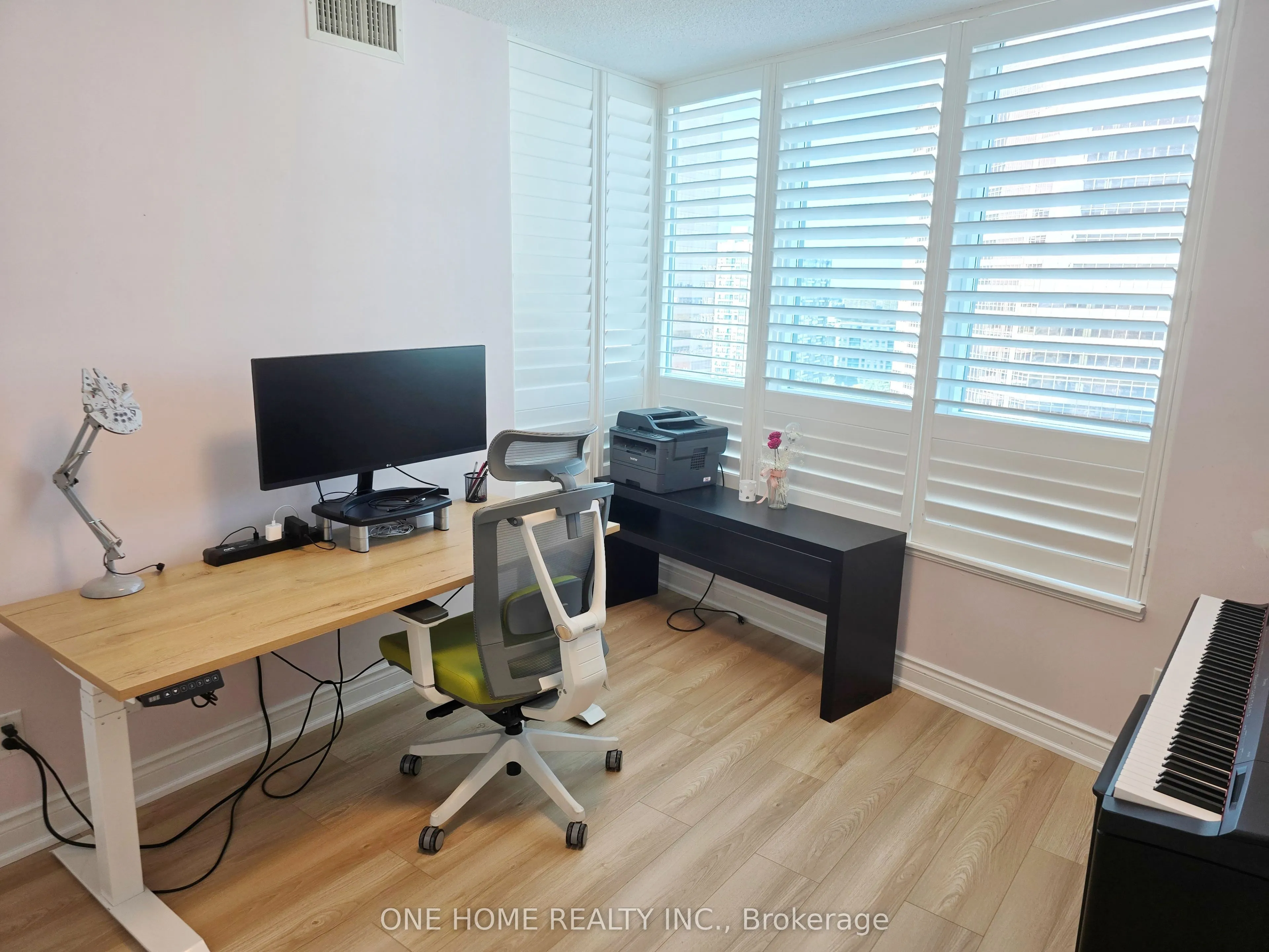 15 Greenview Avenue, #1804