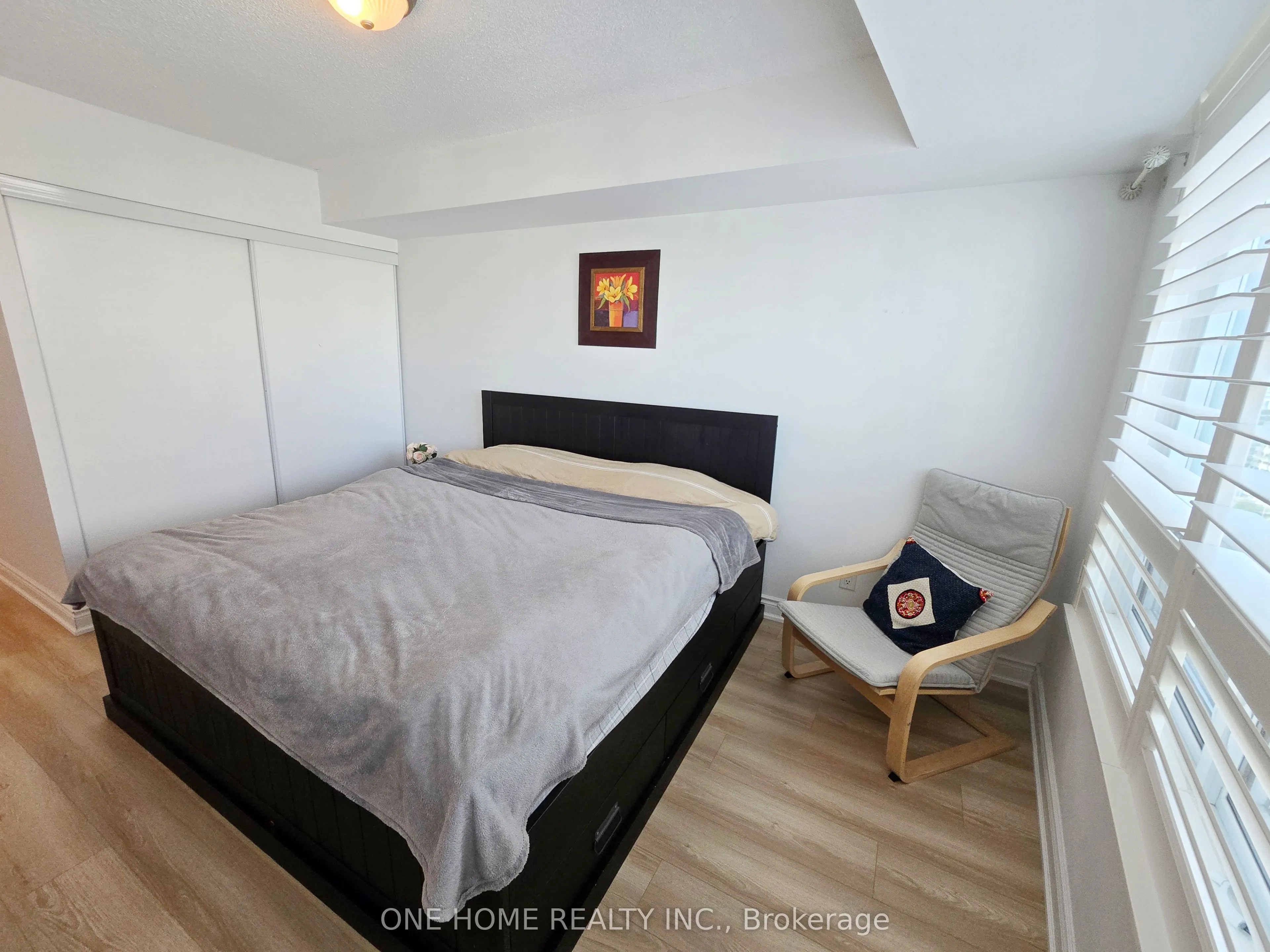 15 Greenview Avenue, #1804