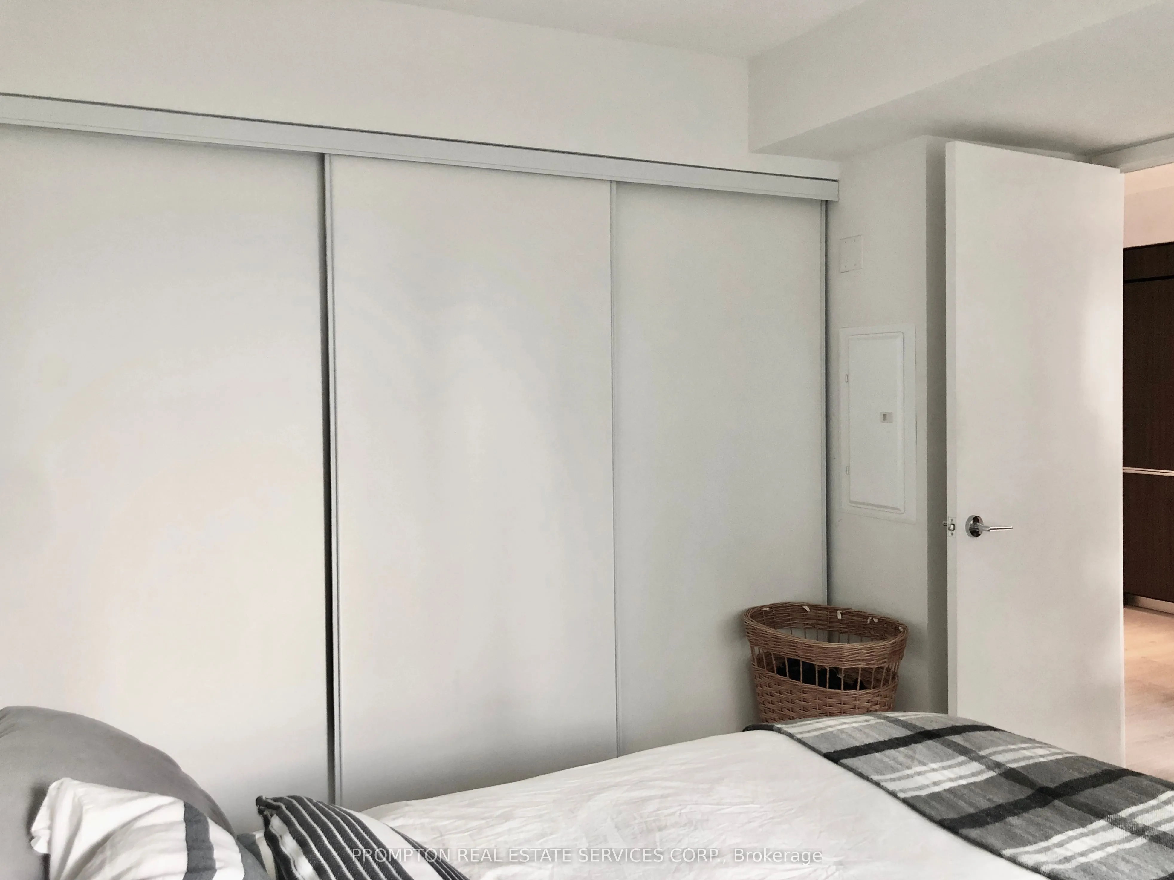 80 Queens Wharf Road, #812