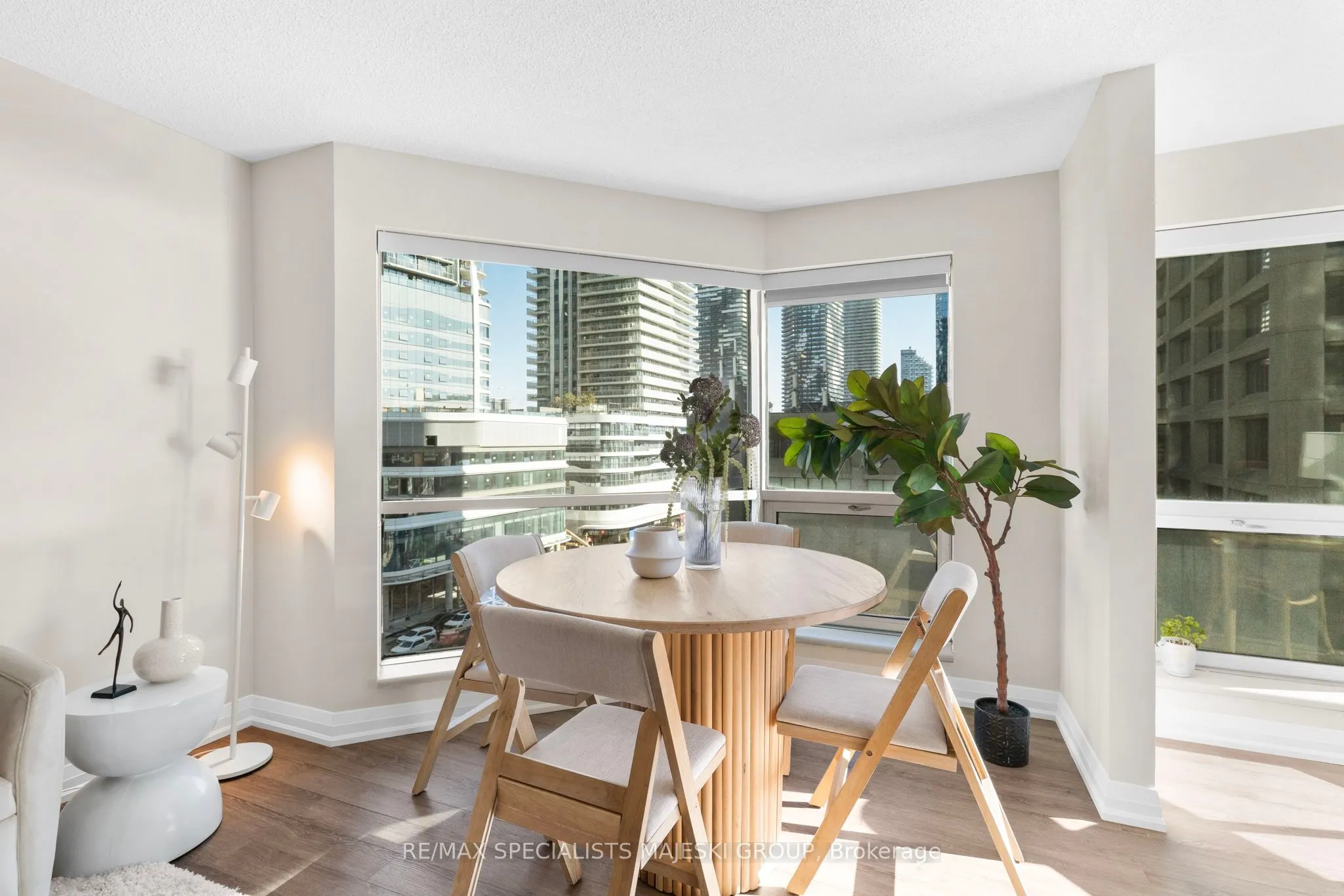 10 Yonge Street, #710