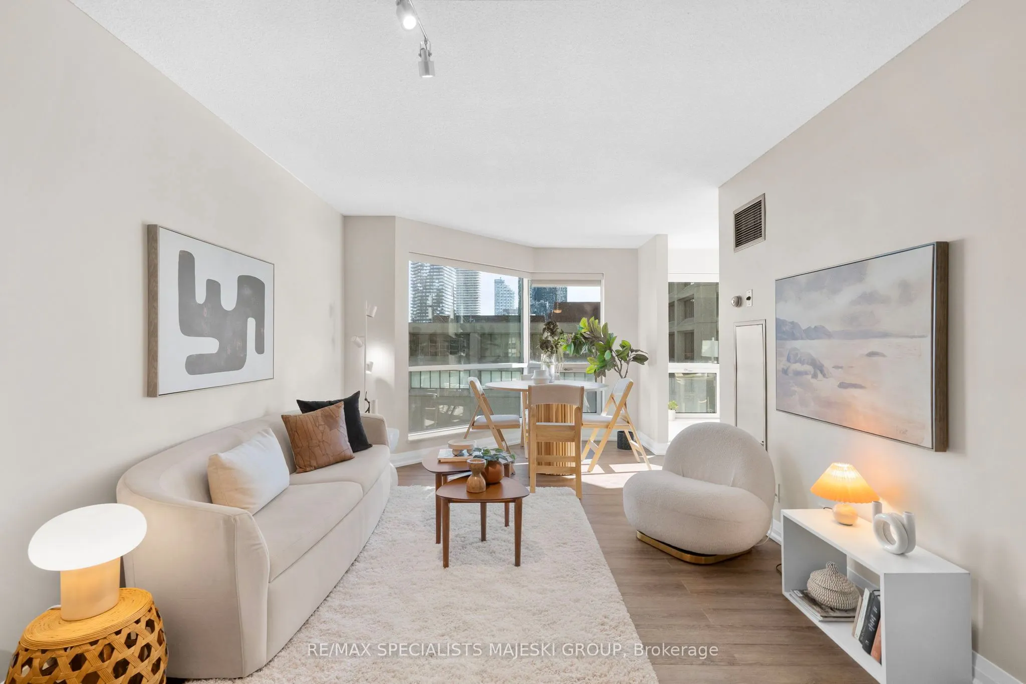 10 Yonge Street, #710