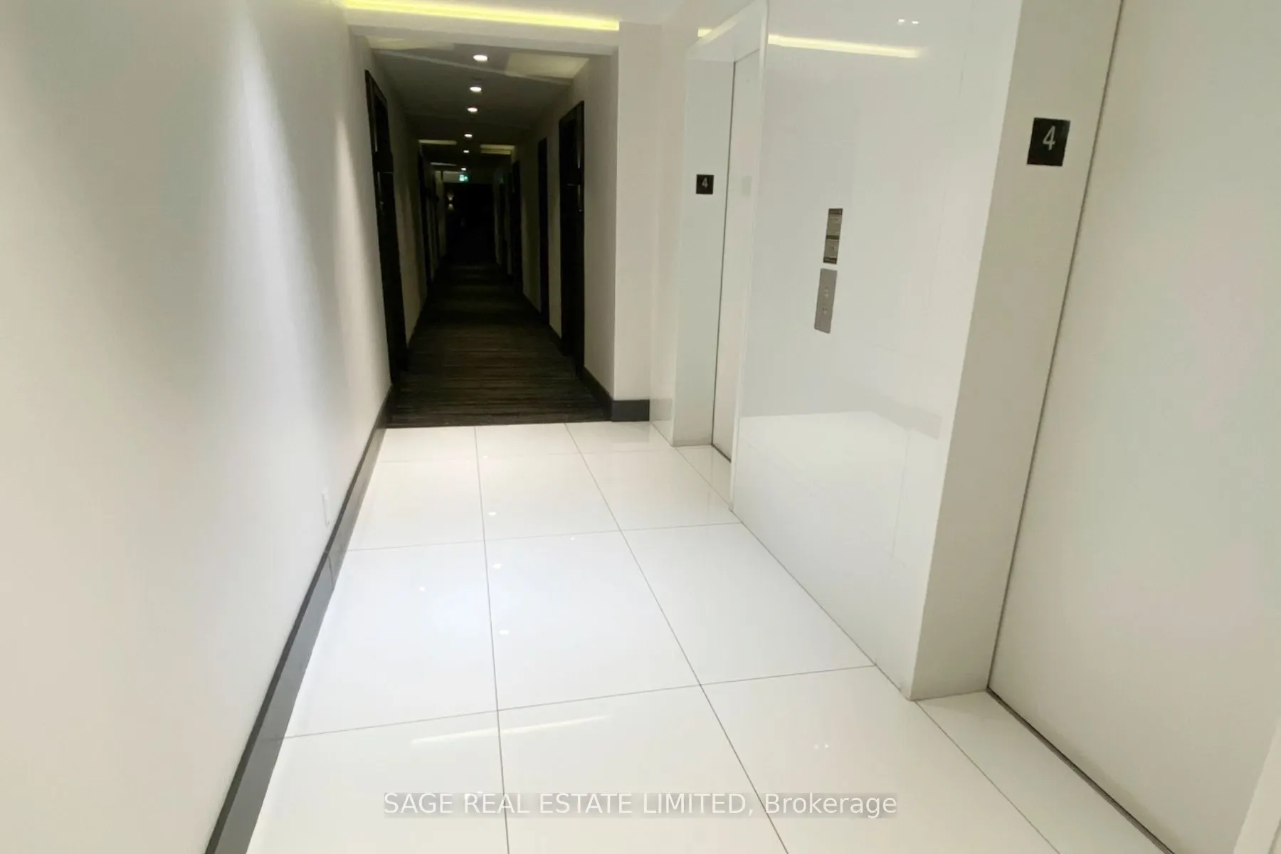 6 Parkwood Avenue, #407
