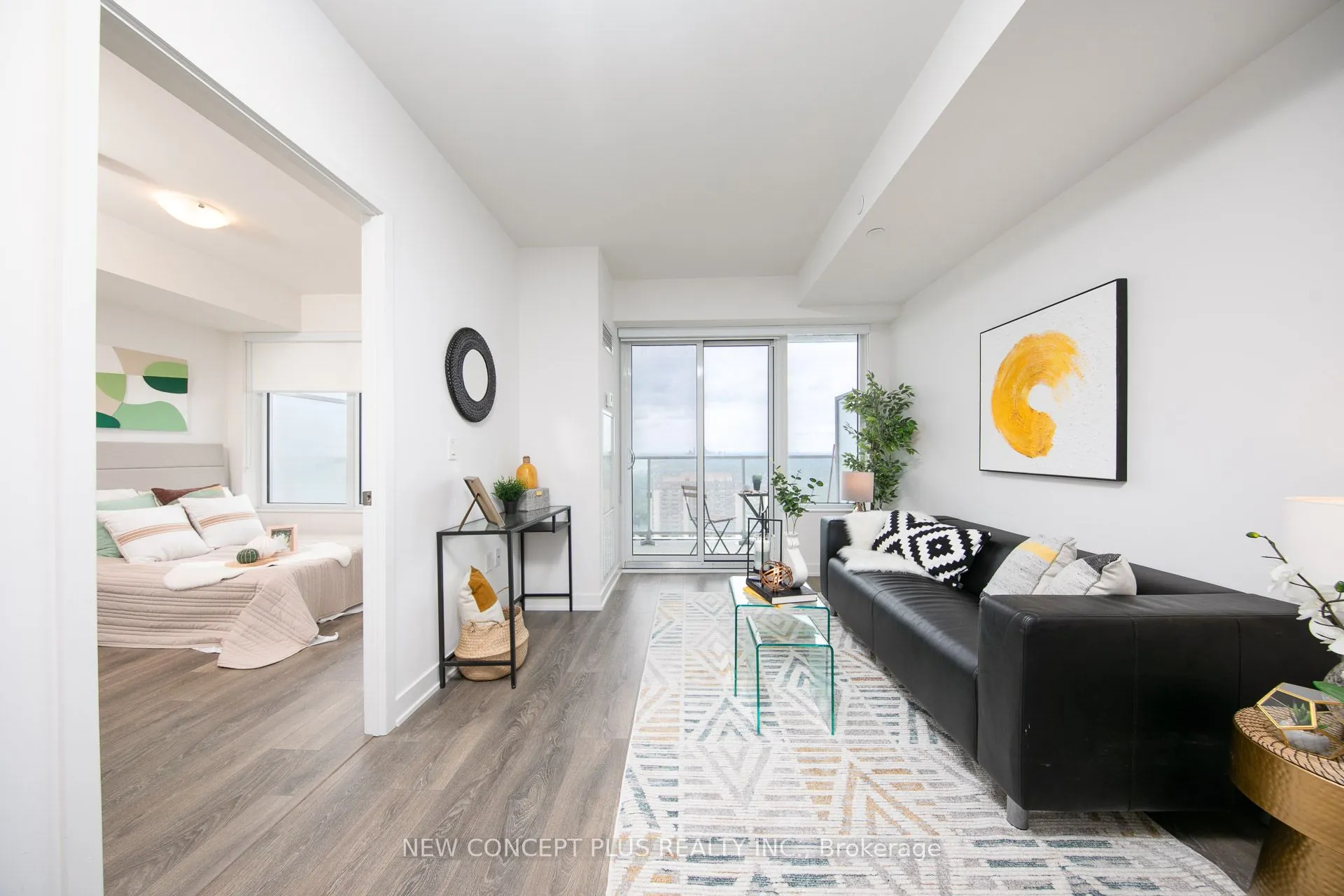 99 Broadway Avenue, #3302