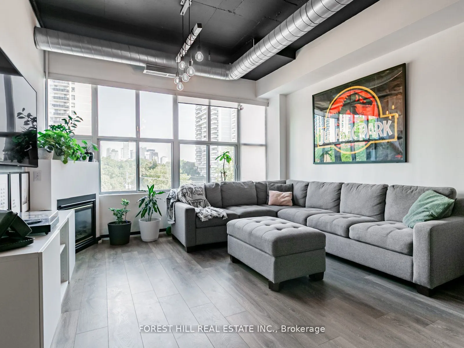 194 Merton Street, #407