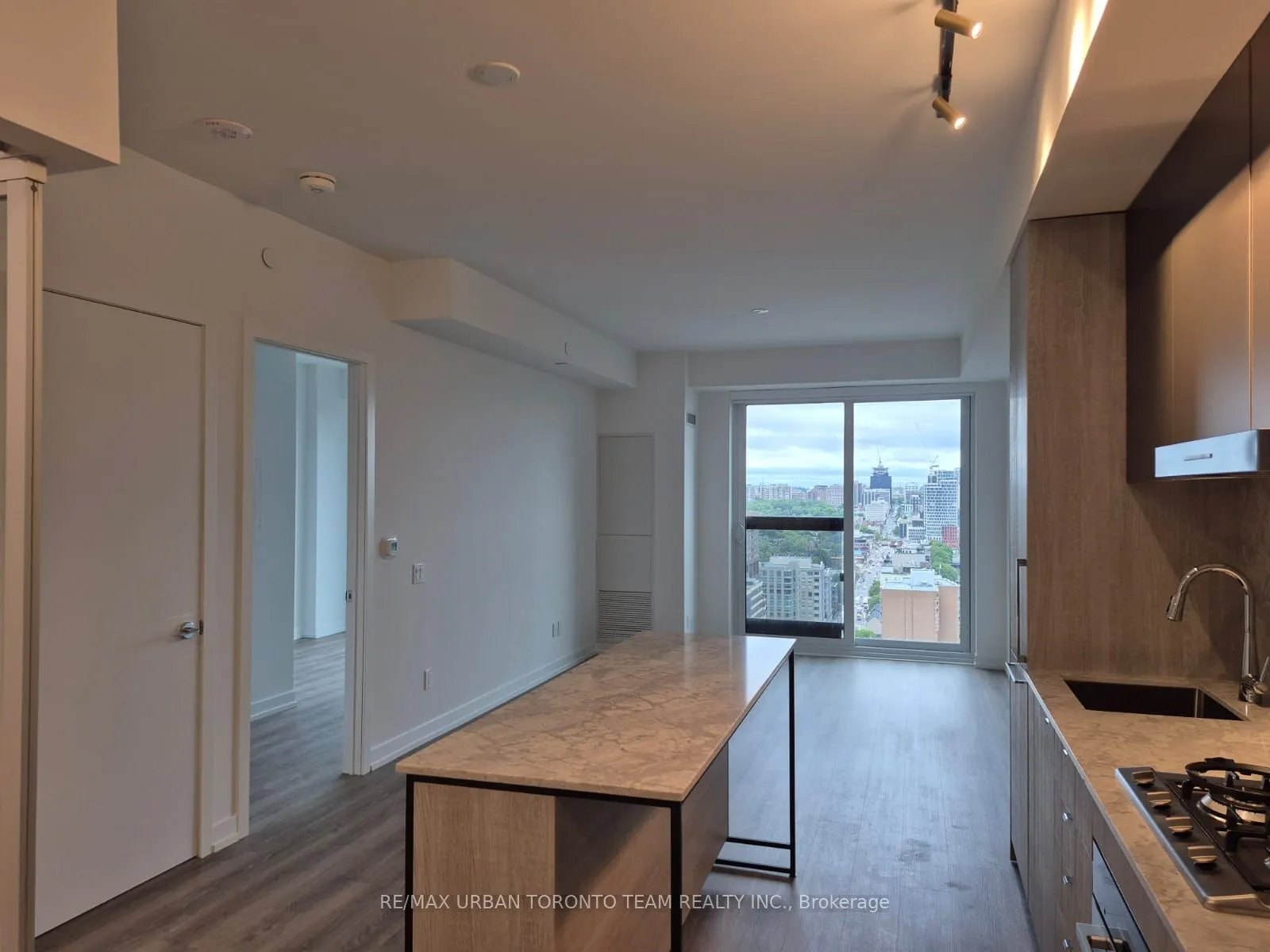 771 Yonge Street, #2803