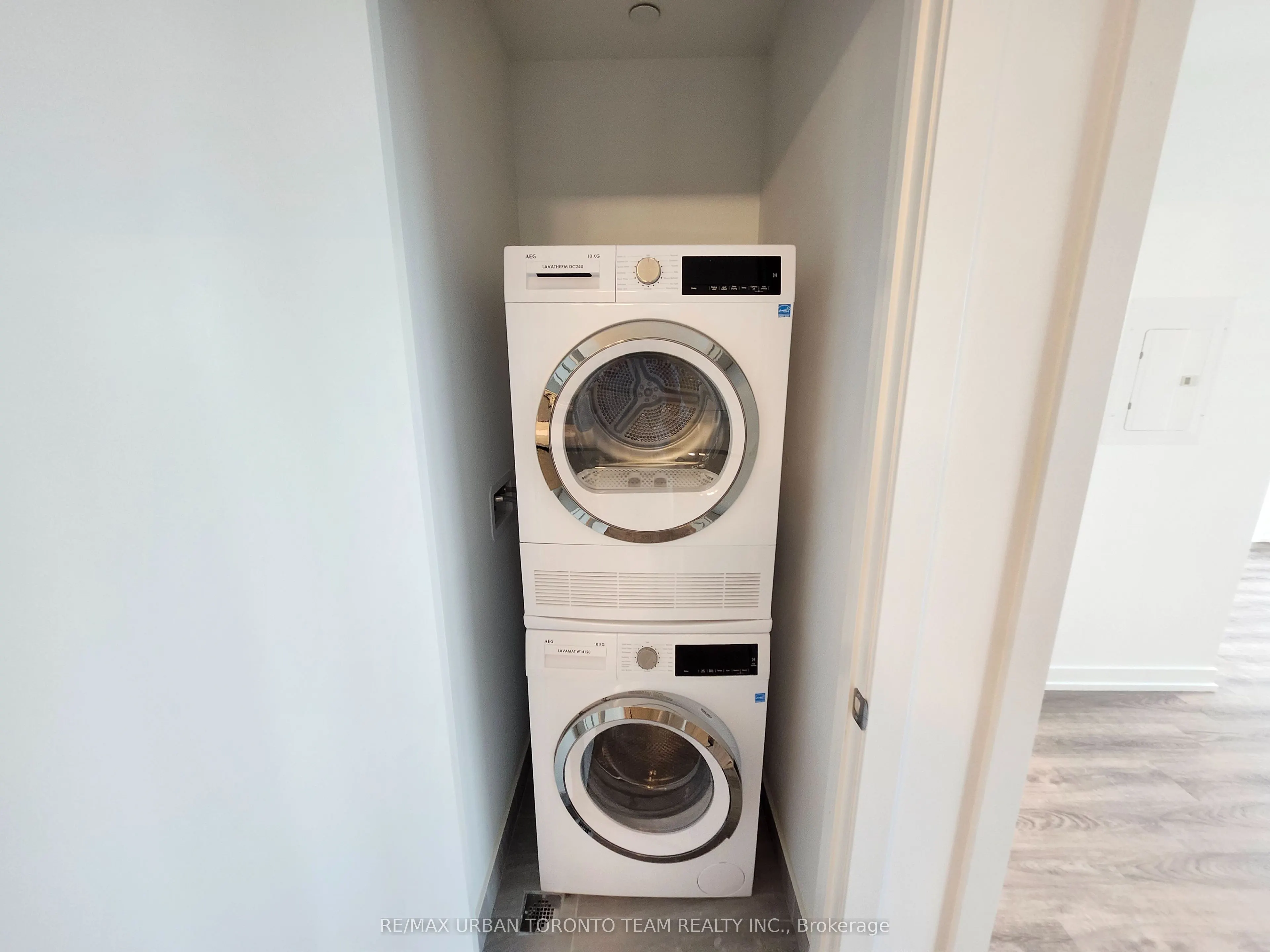 771 Yonge Street, #2803