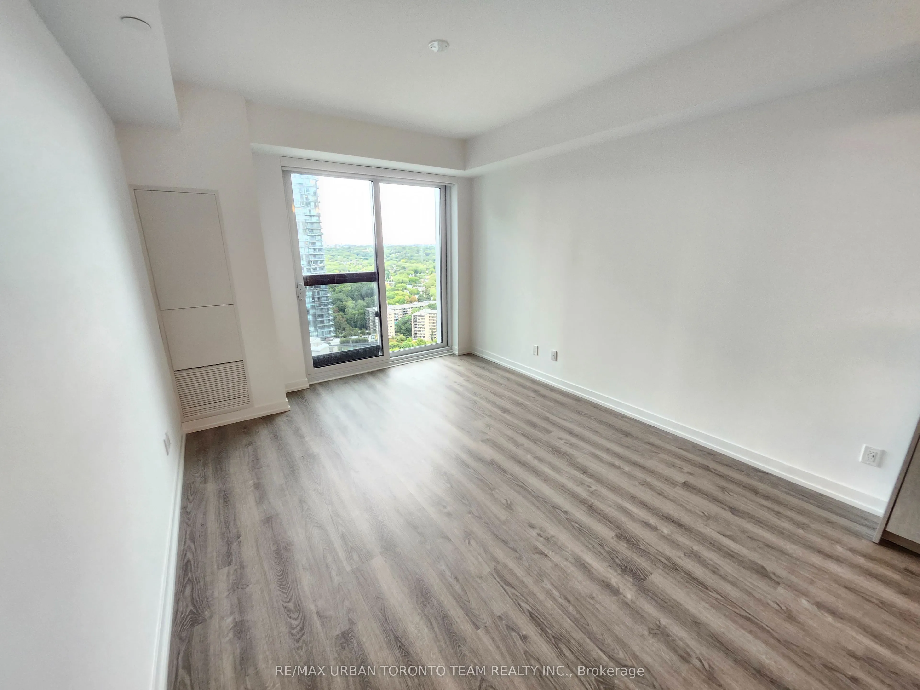 771 Yonge Street, #2803