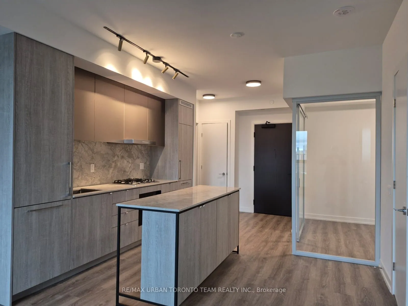 771 Yonge Street, #2803