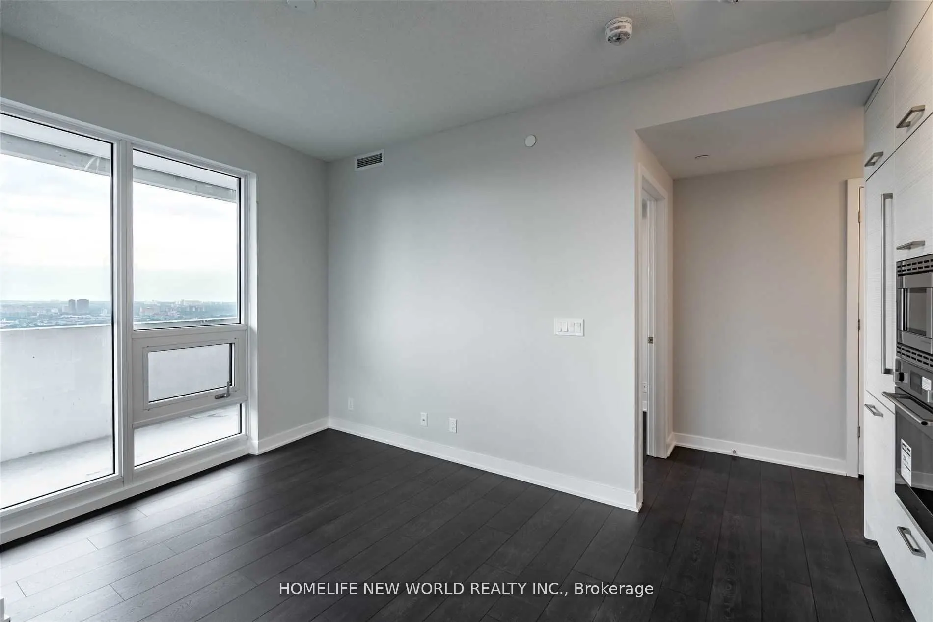 2221 Yonge Street, #3802