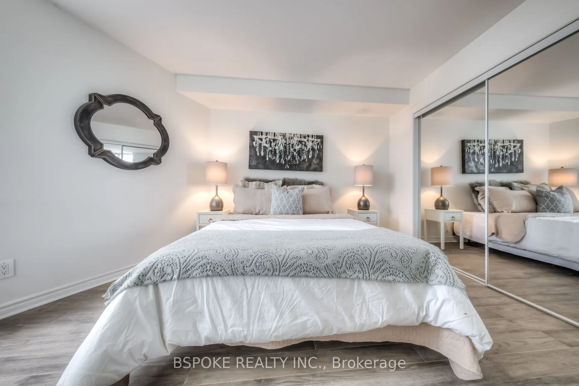 260 Queens Quay W, #804