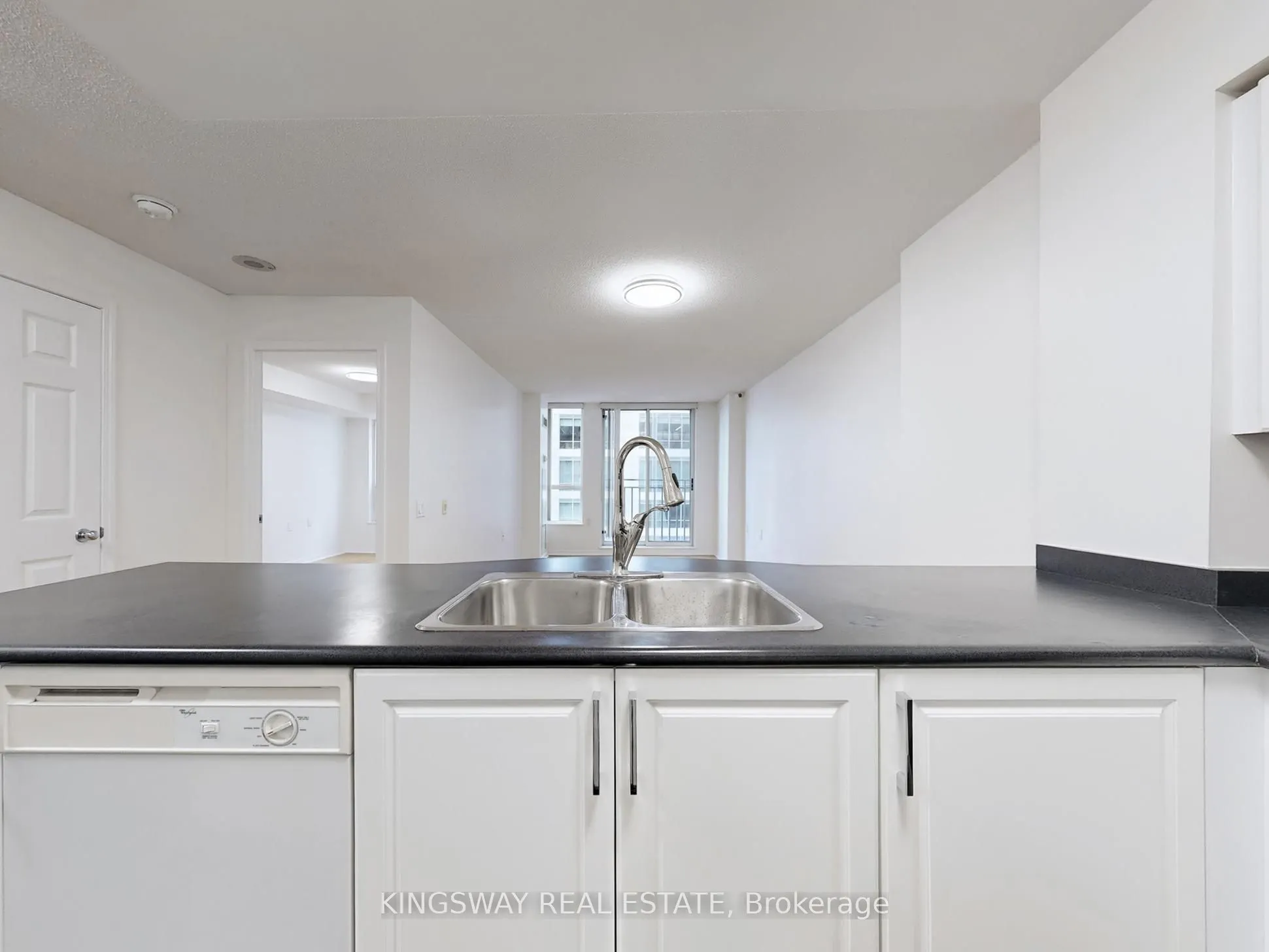 388 Bloor Street E, #1607
