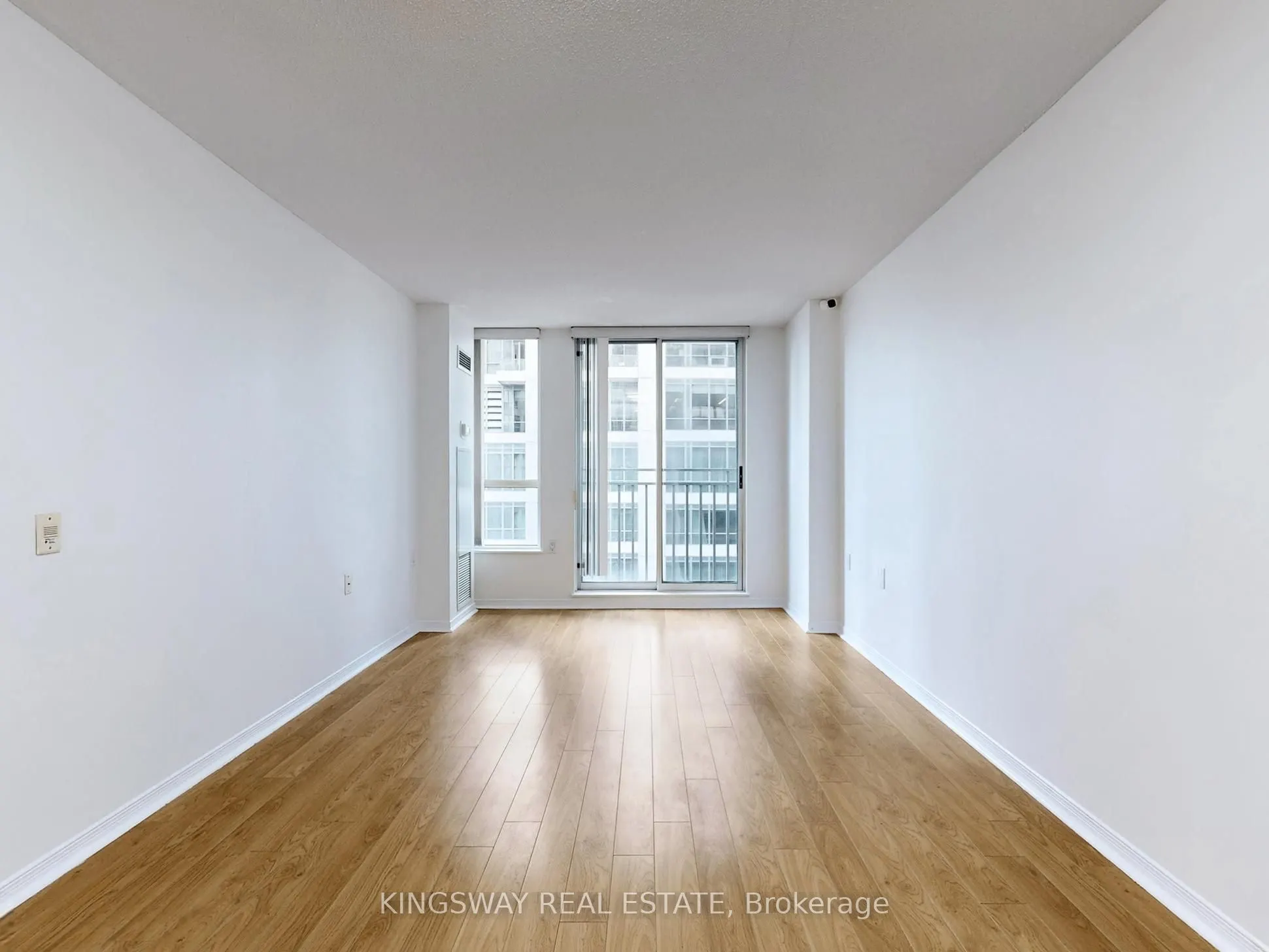 388 Bloor Street E, #1607