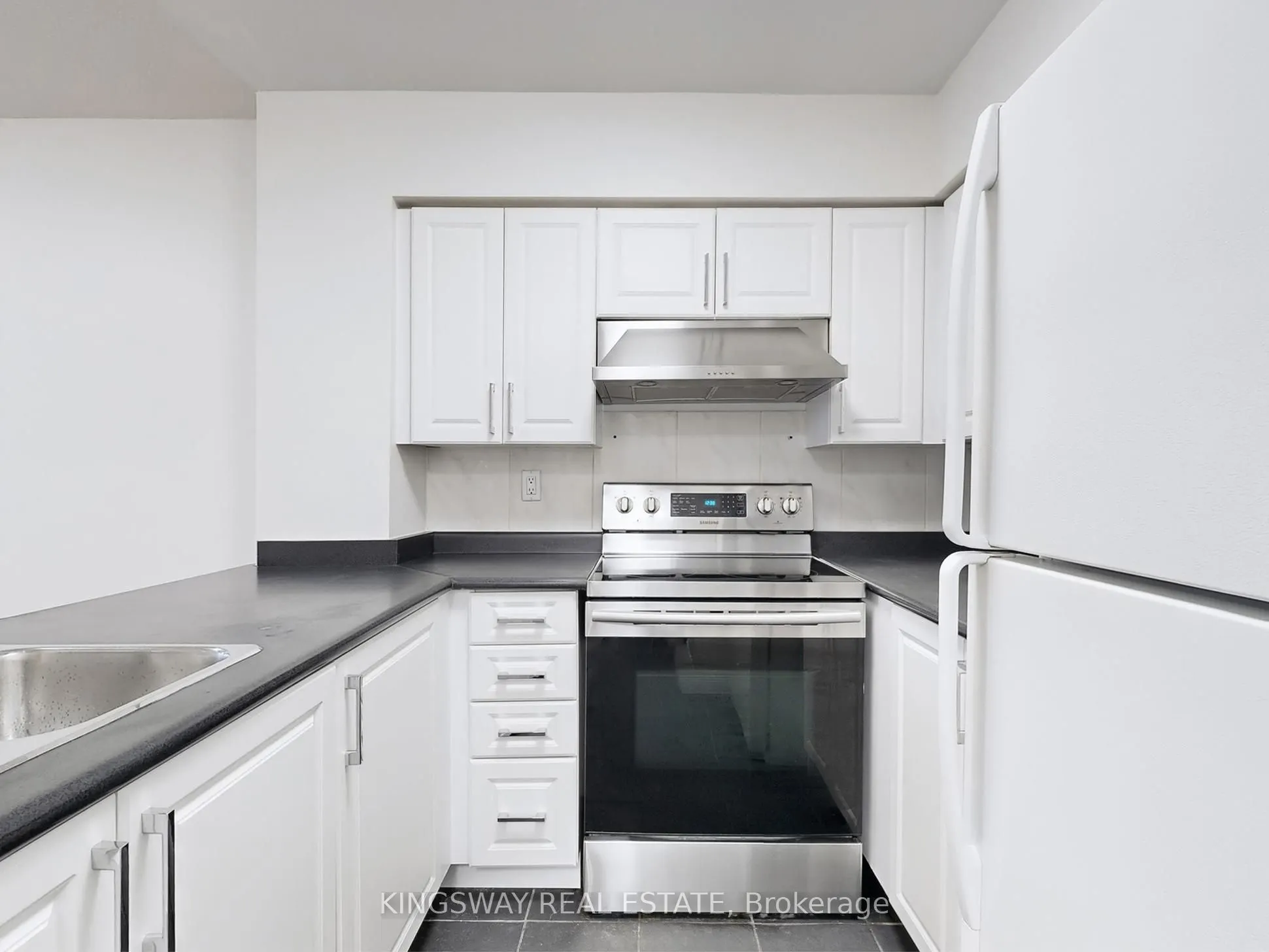 388 Bloor Street E, #1607