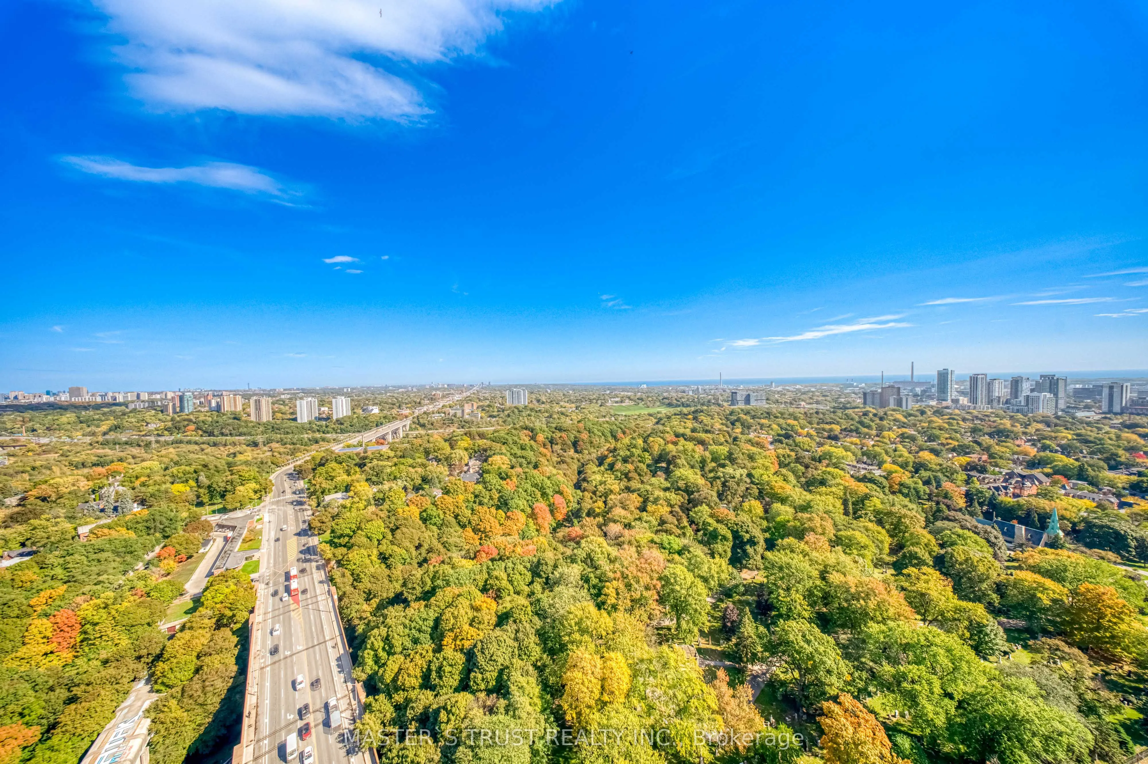 585 Bloor Street E, #3218