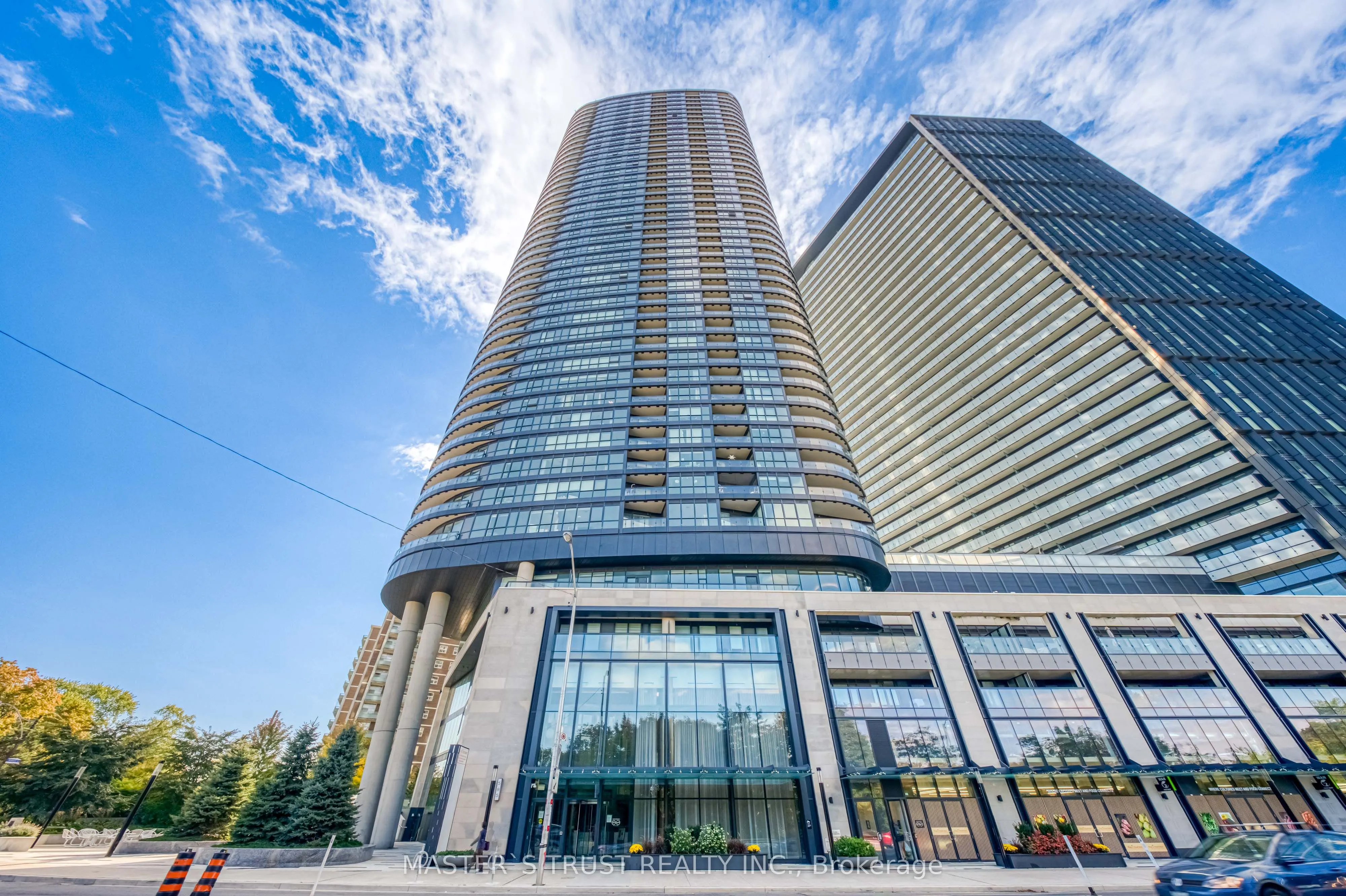 585 Bloor Street E, #3218