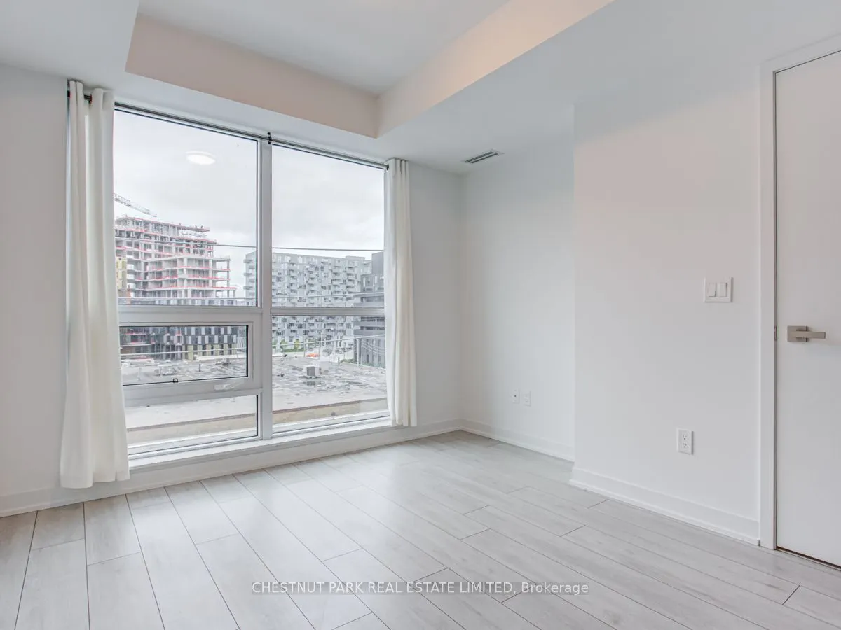 31 Tippett Road, #553