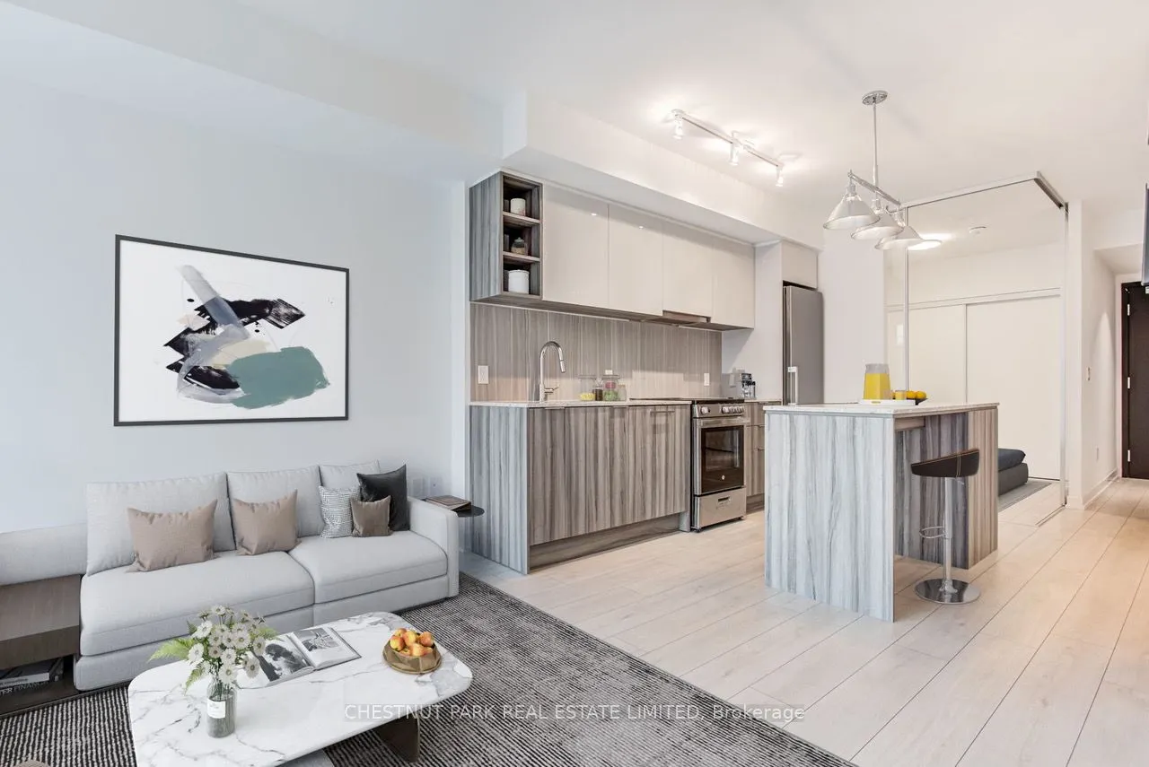 31 Tippett Road, #553