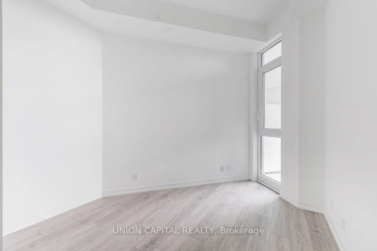 2020 Bathurst Street, #901