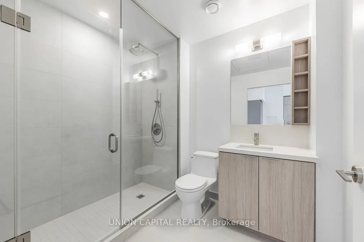 2020 Bathurst Street, #901