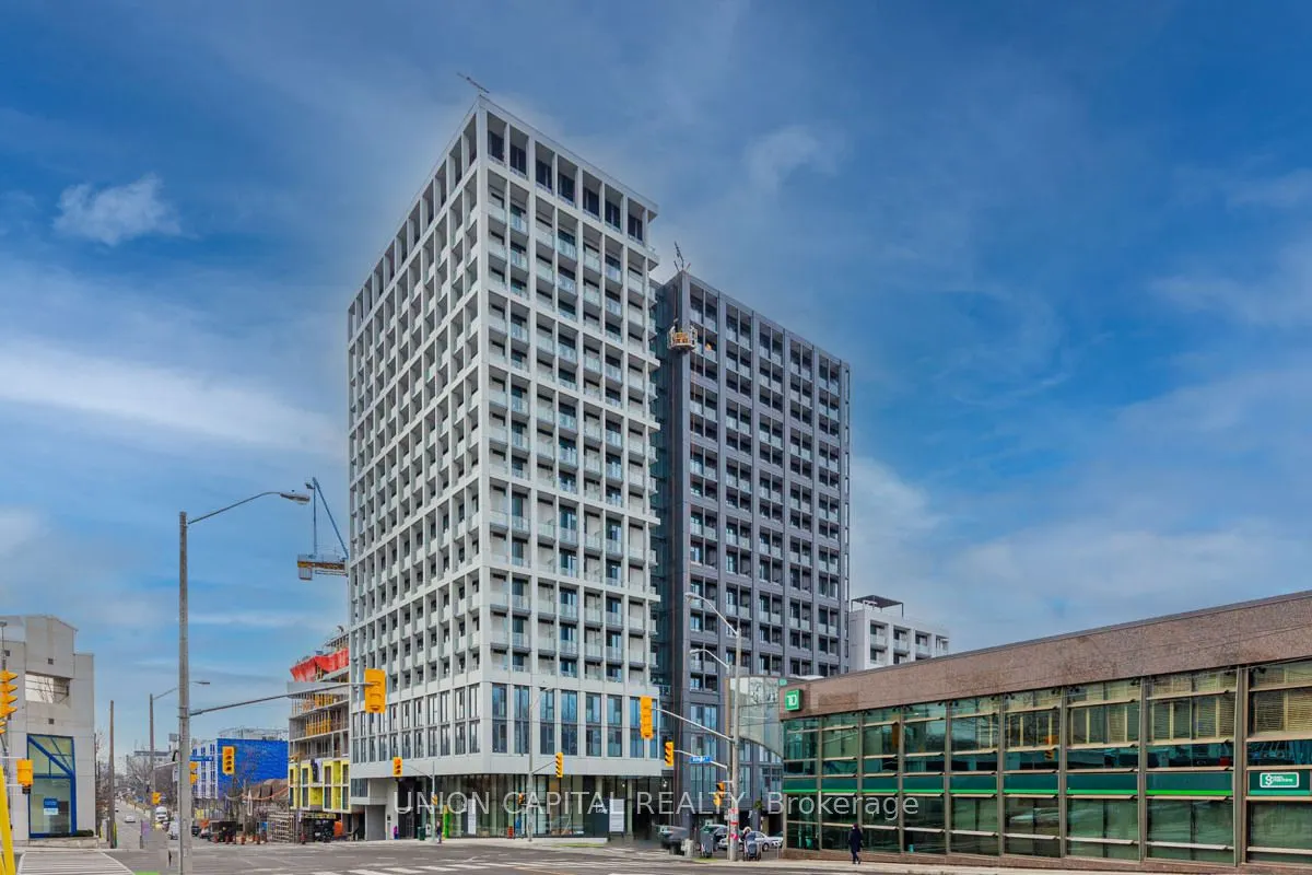 2020 Bathurst Street, #901