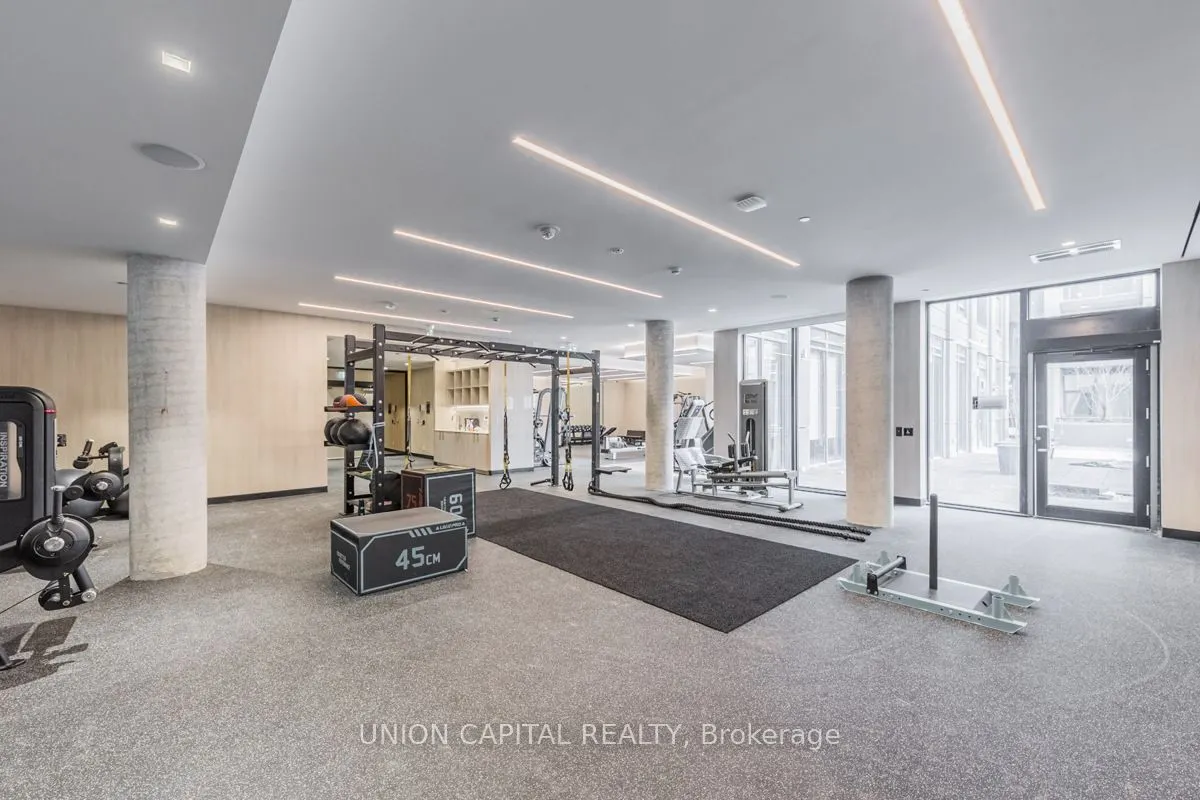 2020 Bathurst Street, #901