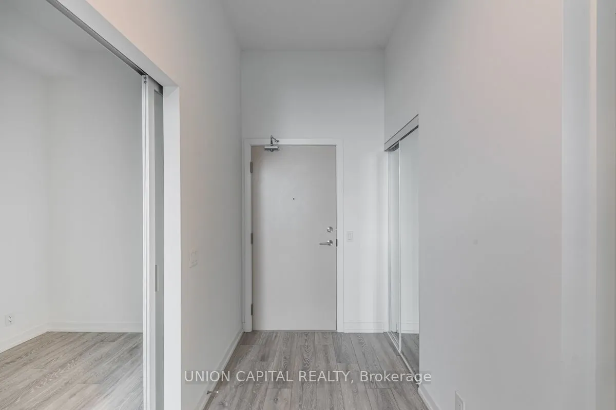 2020 Bathurst Street, #901