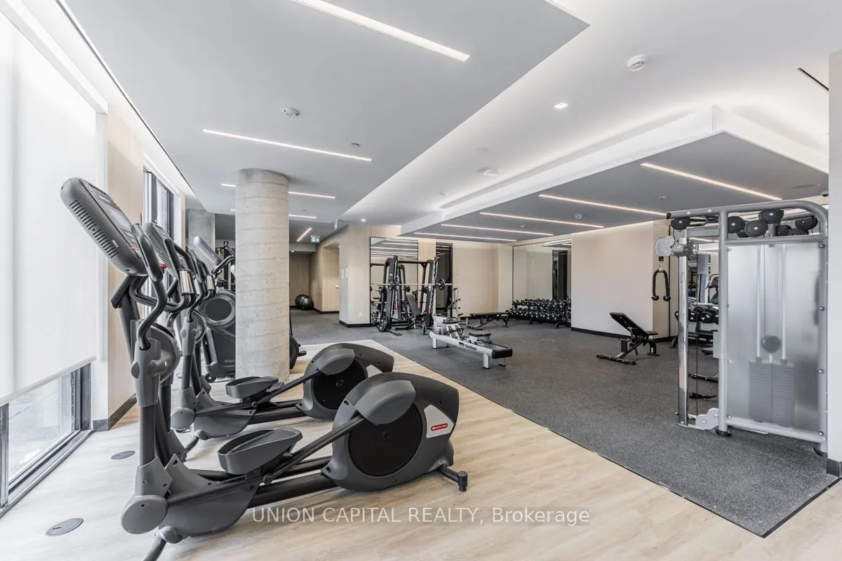 2020 Bathurst Street, #901