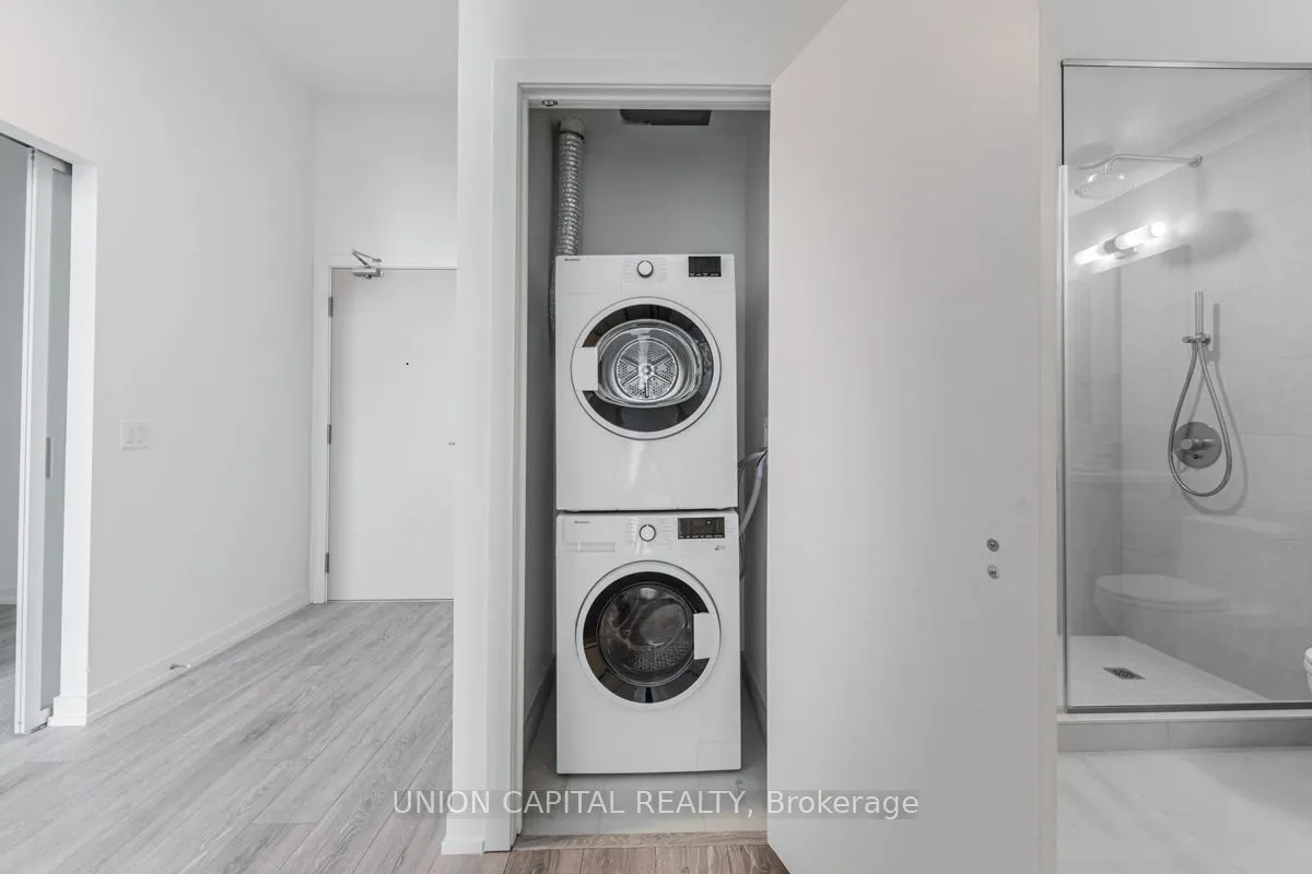 2020 Bathurst Street, #901