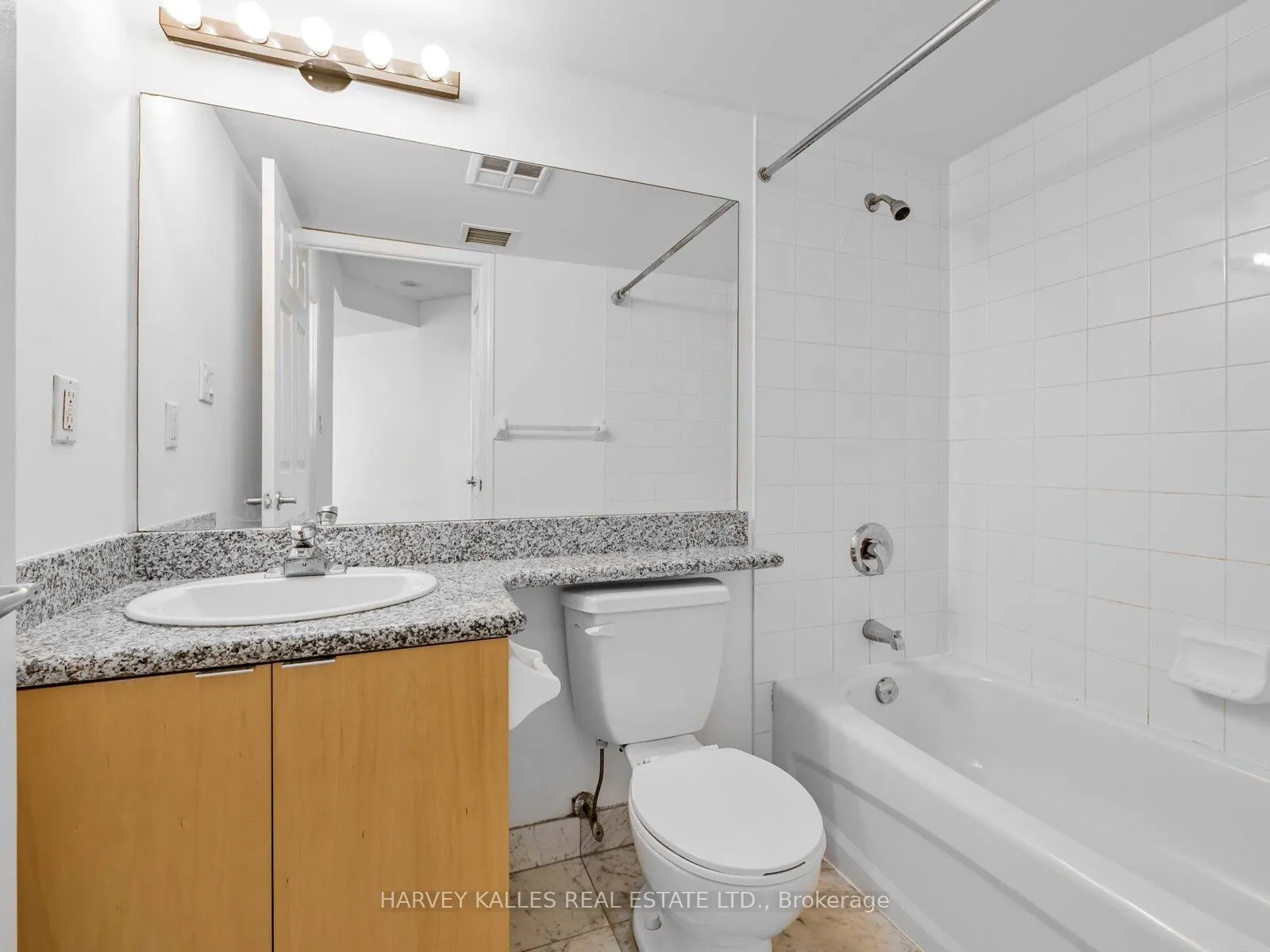 228 Queens Quay W, #1115