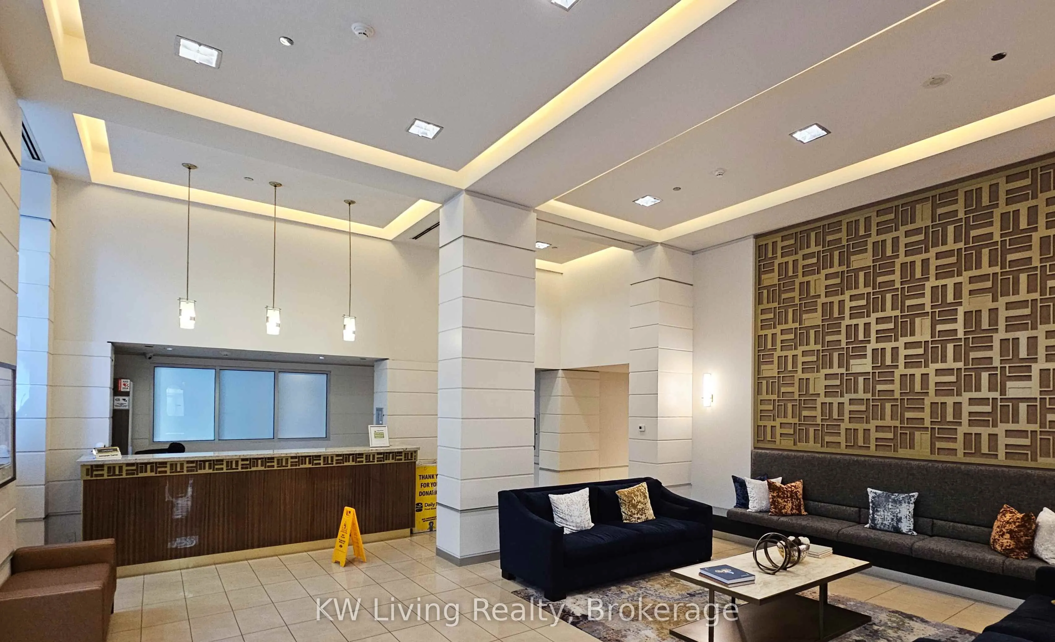 230 King Street E, #1120