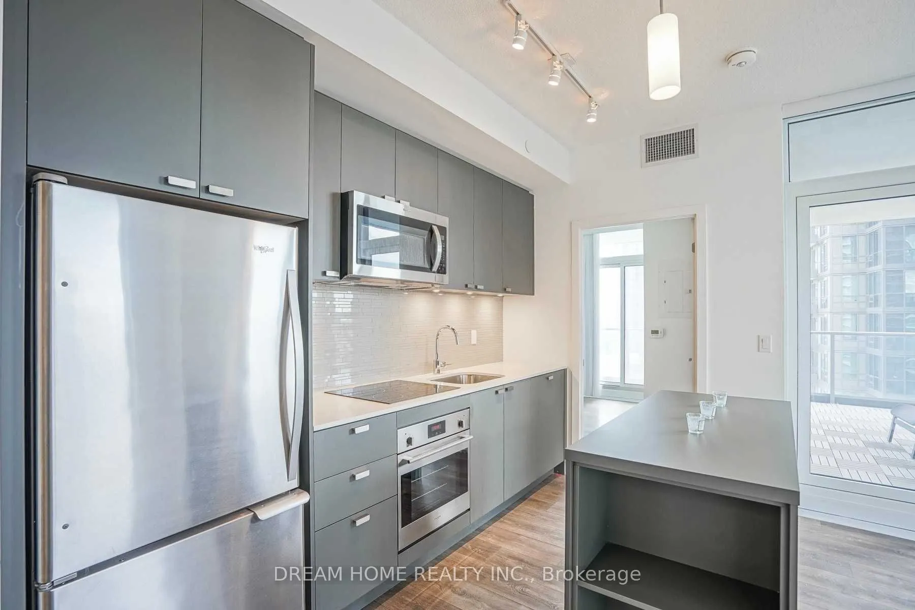 56 Forest Manor Road, #1104