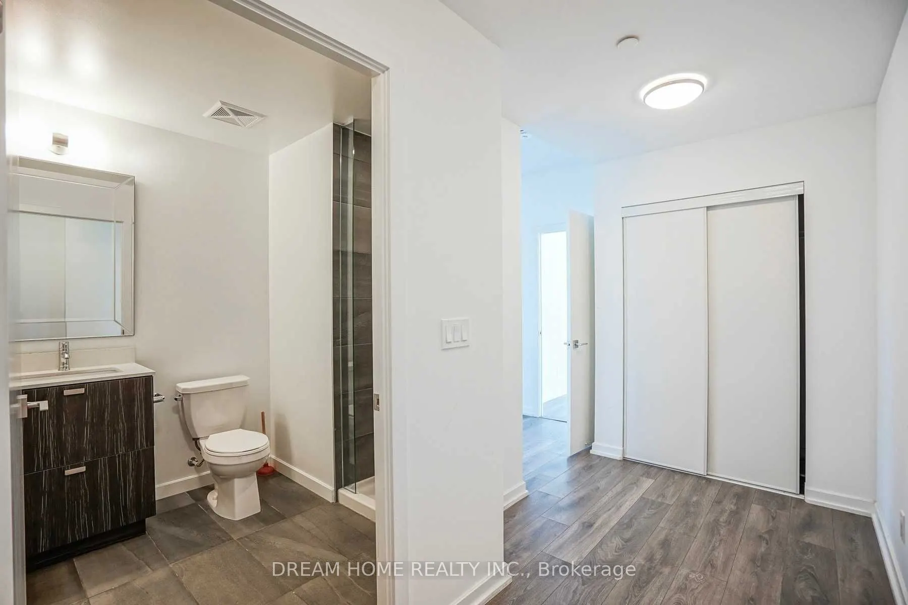 56 Forest Manor Road, #1104