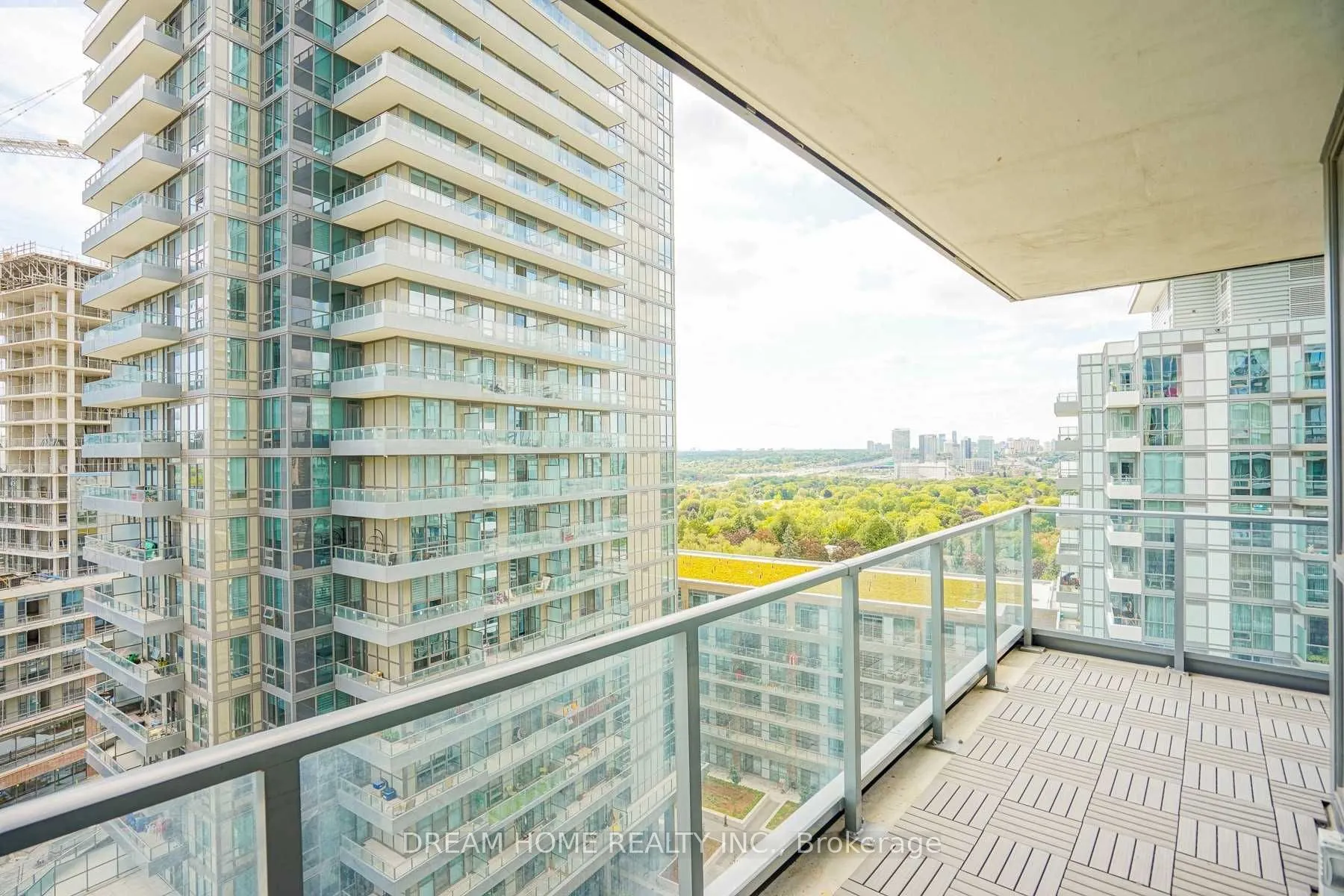 56 Forest Manor Road, #1104