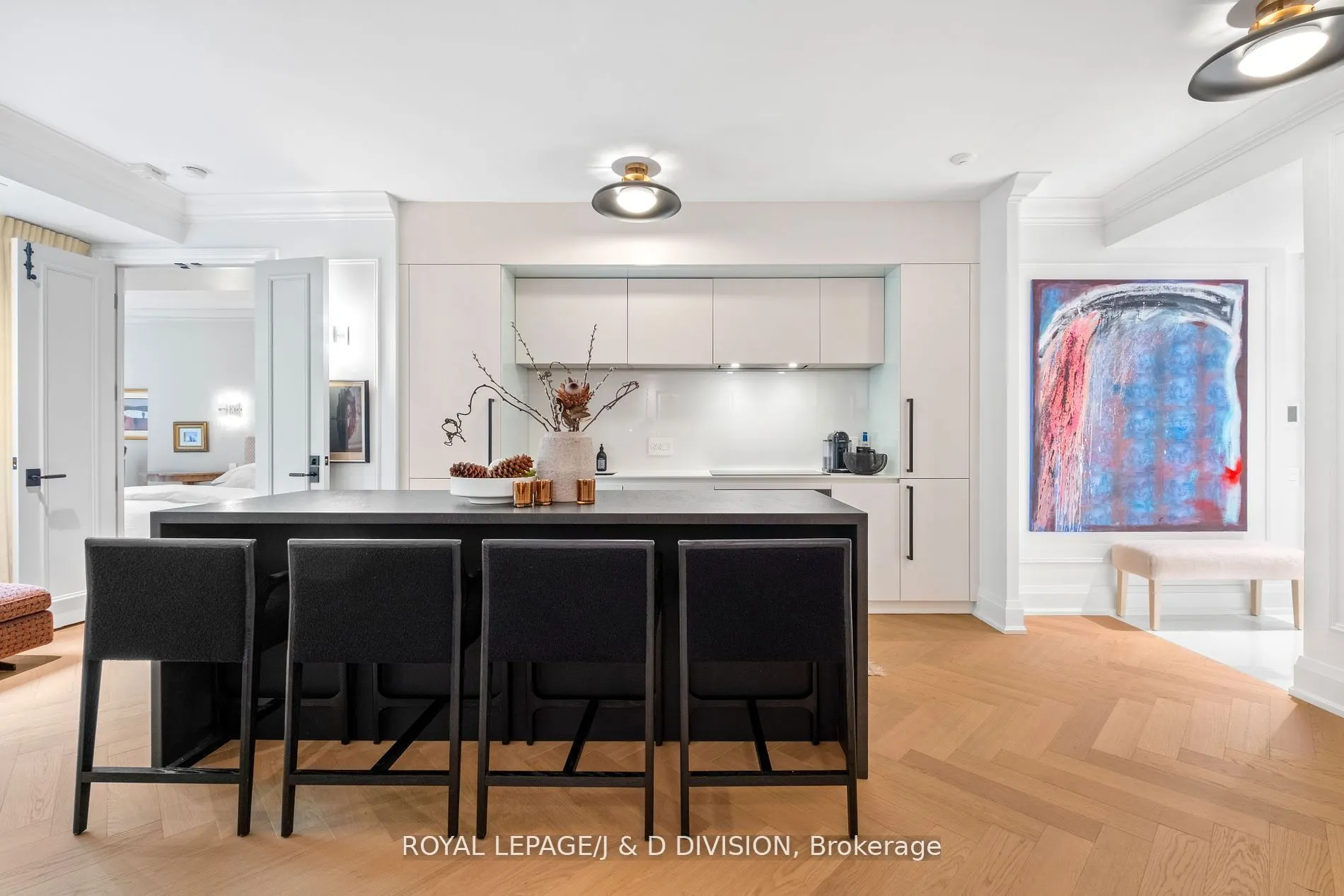 20 Scrivener Square, #301