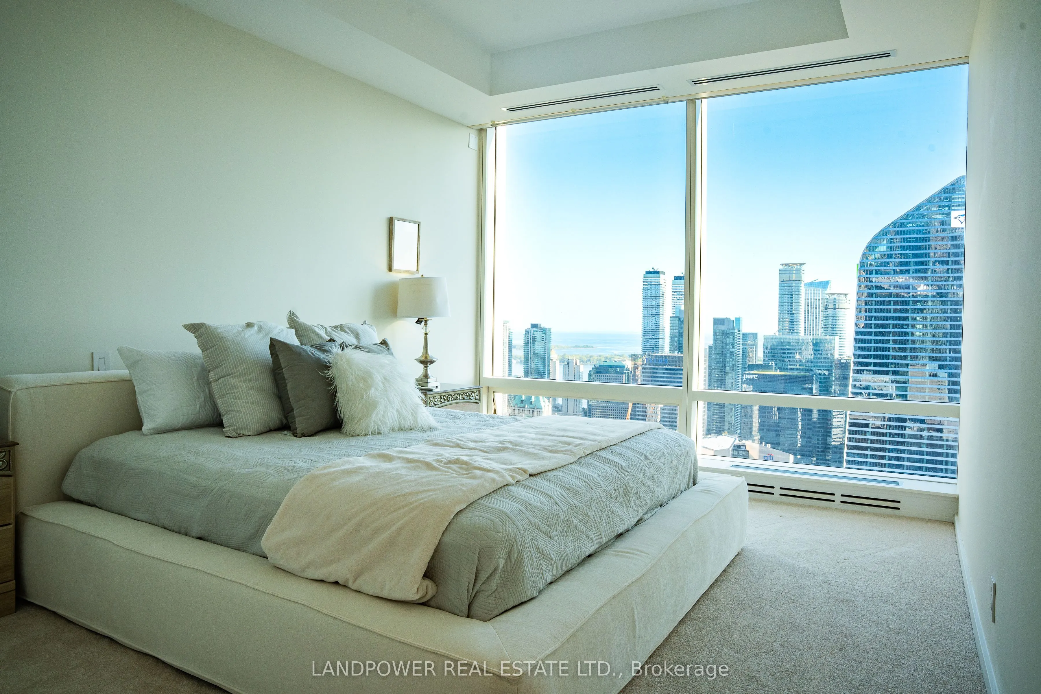 180 University Avenue, #5101