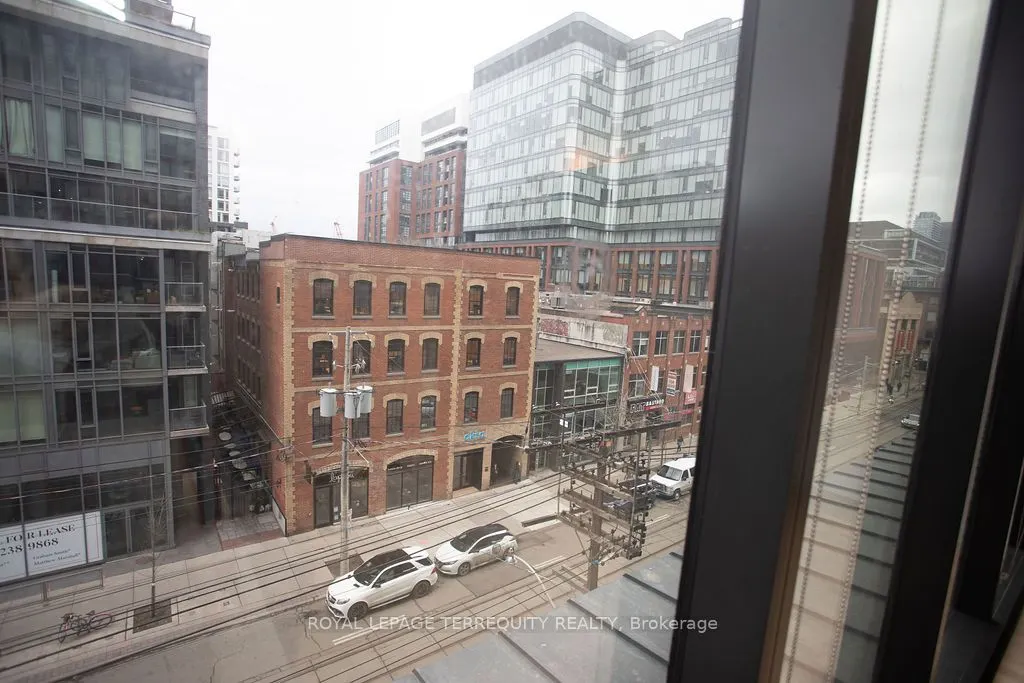 629 King Street W, #425