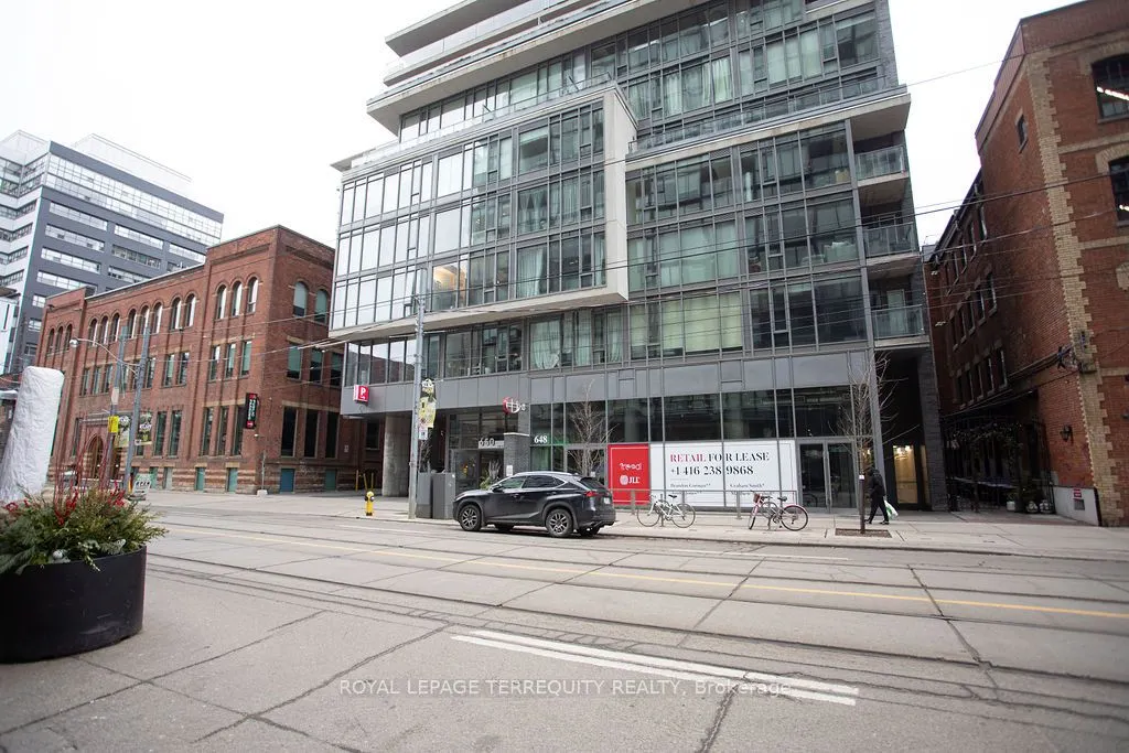 629 King Street W, #425