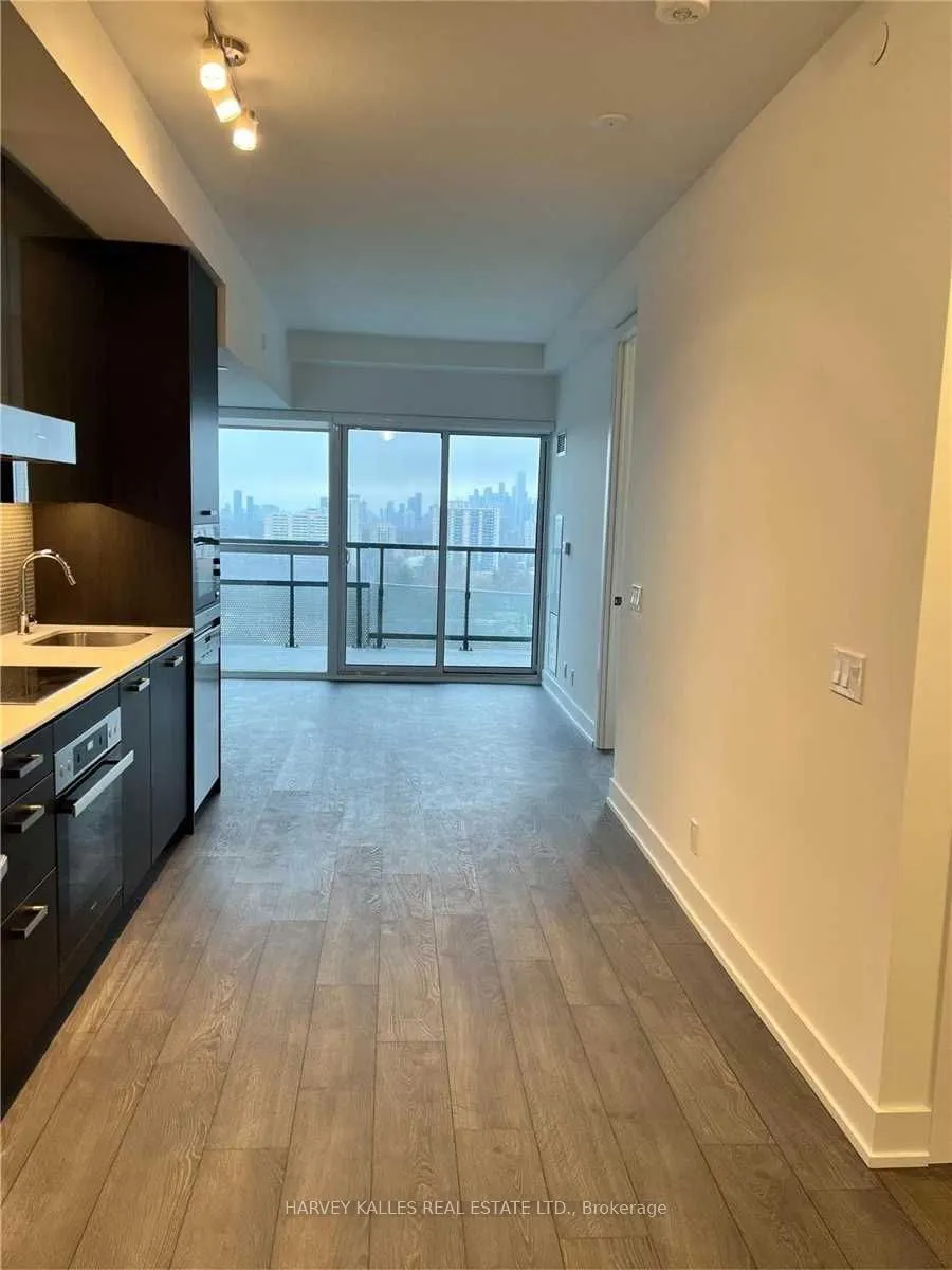 11 Lillian Street, #1403