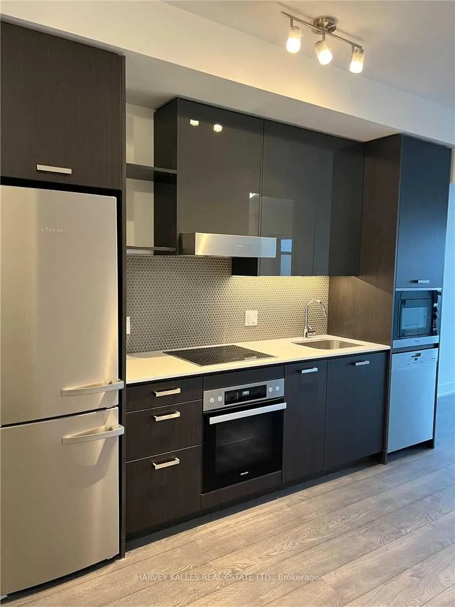 11 Lillian Street, #1403