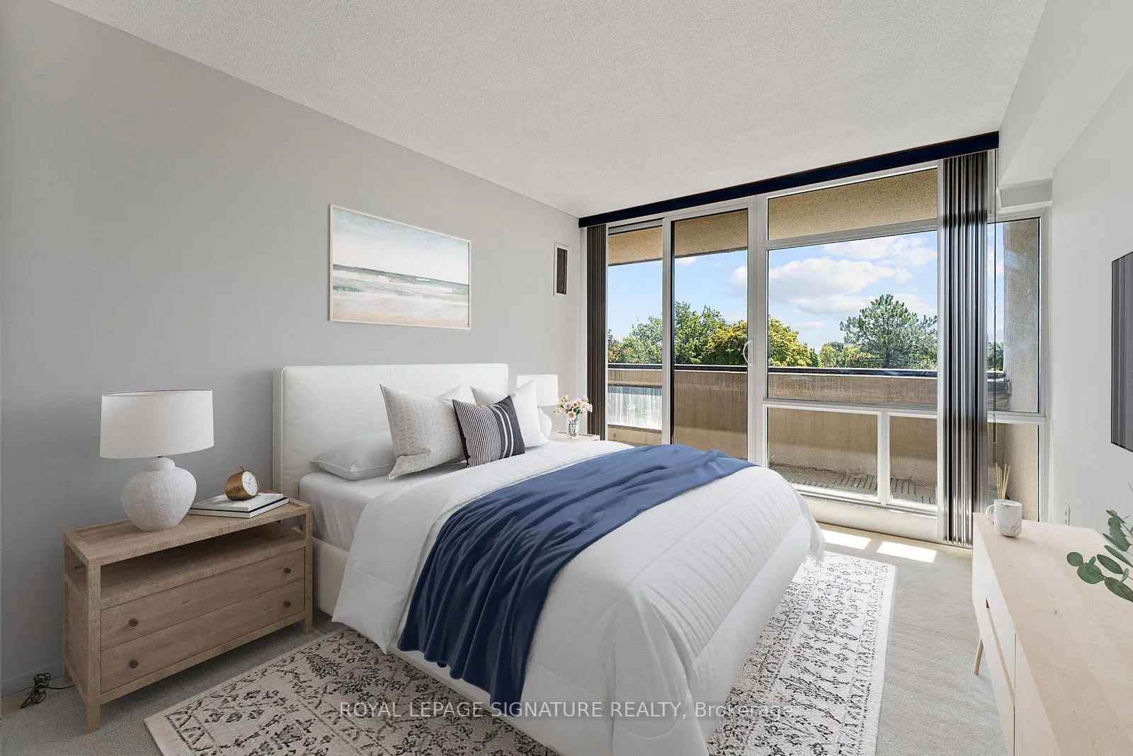 1555 Finch Avenue E, #404