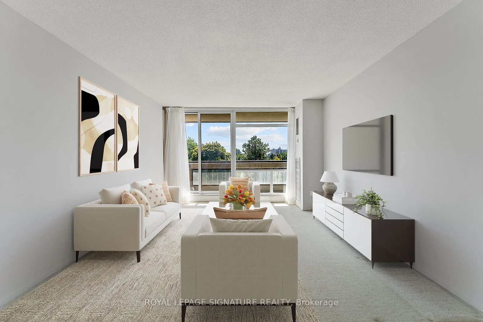 1555 Finch Avenue E, #404