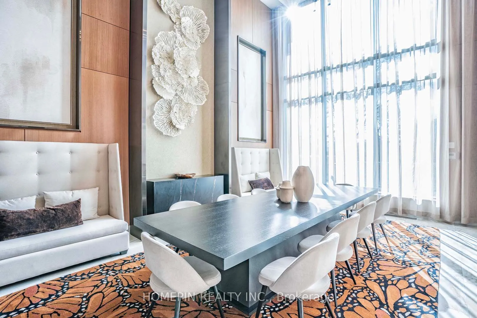 25 Adra Grado Way, #611