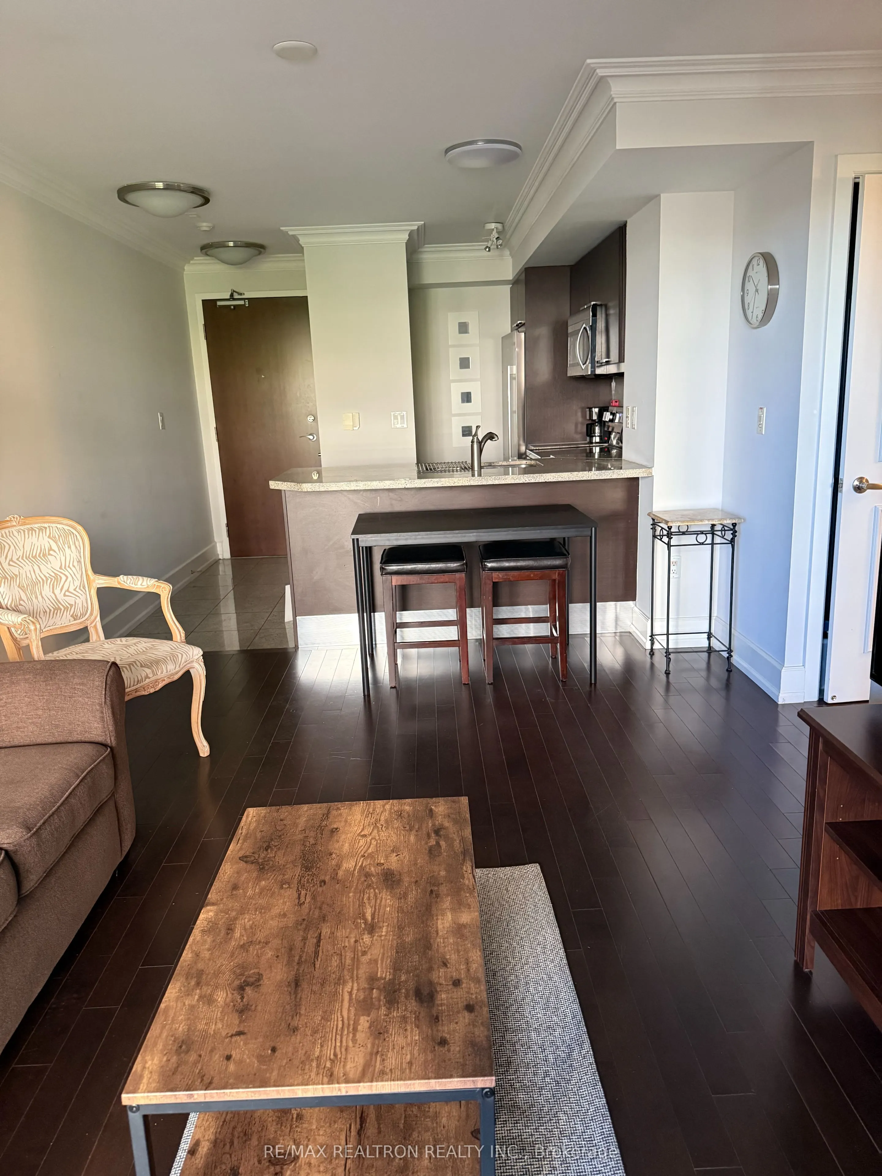 650 Sheppard Avenue E, #401