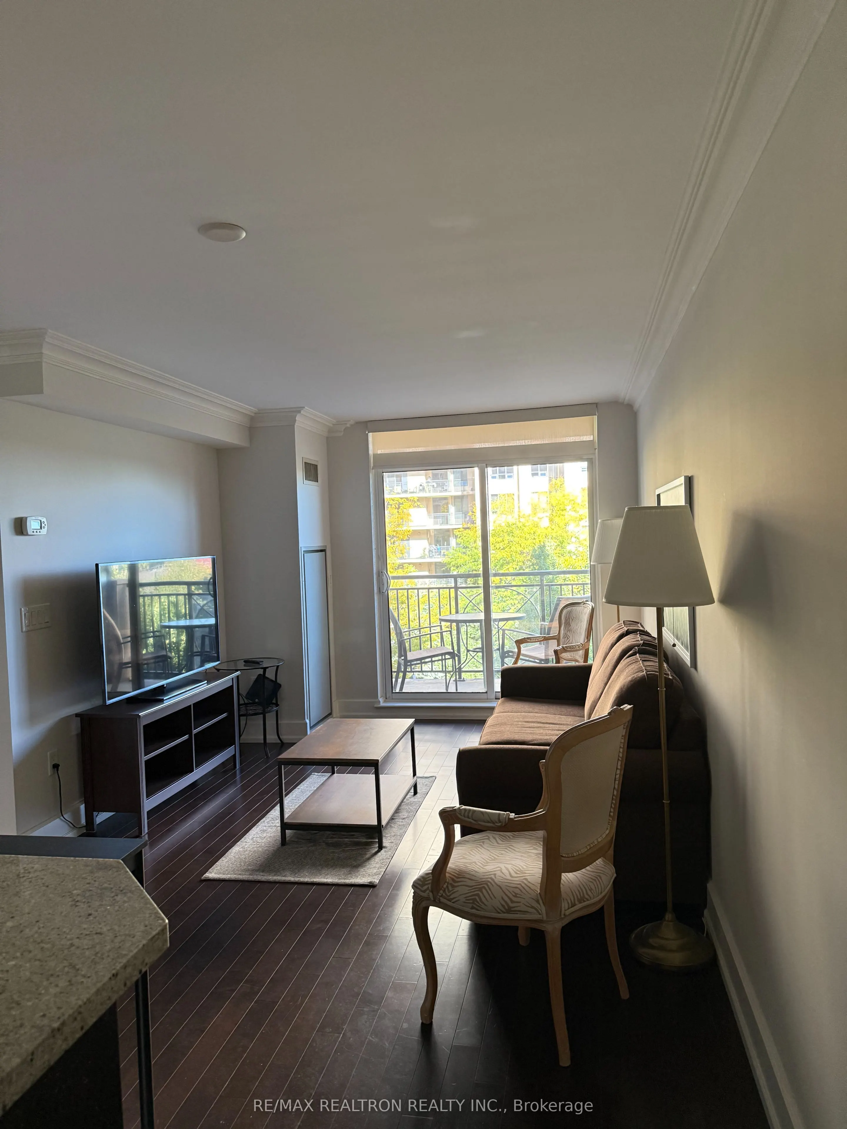 650 Sheppard Avenue E, #401