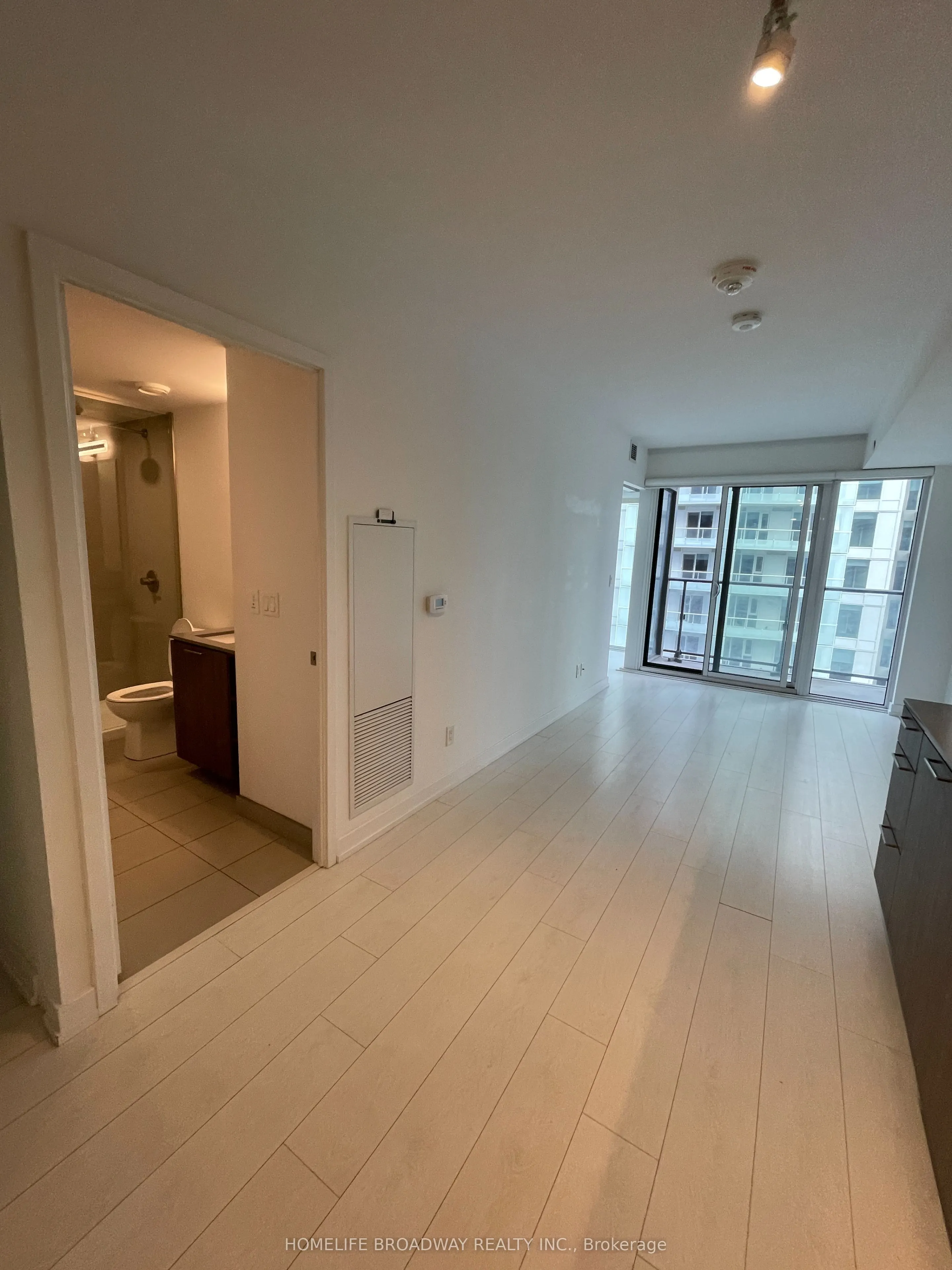 19 Western Battery Road, #2802