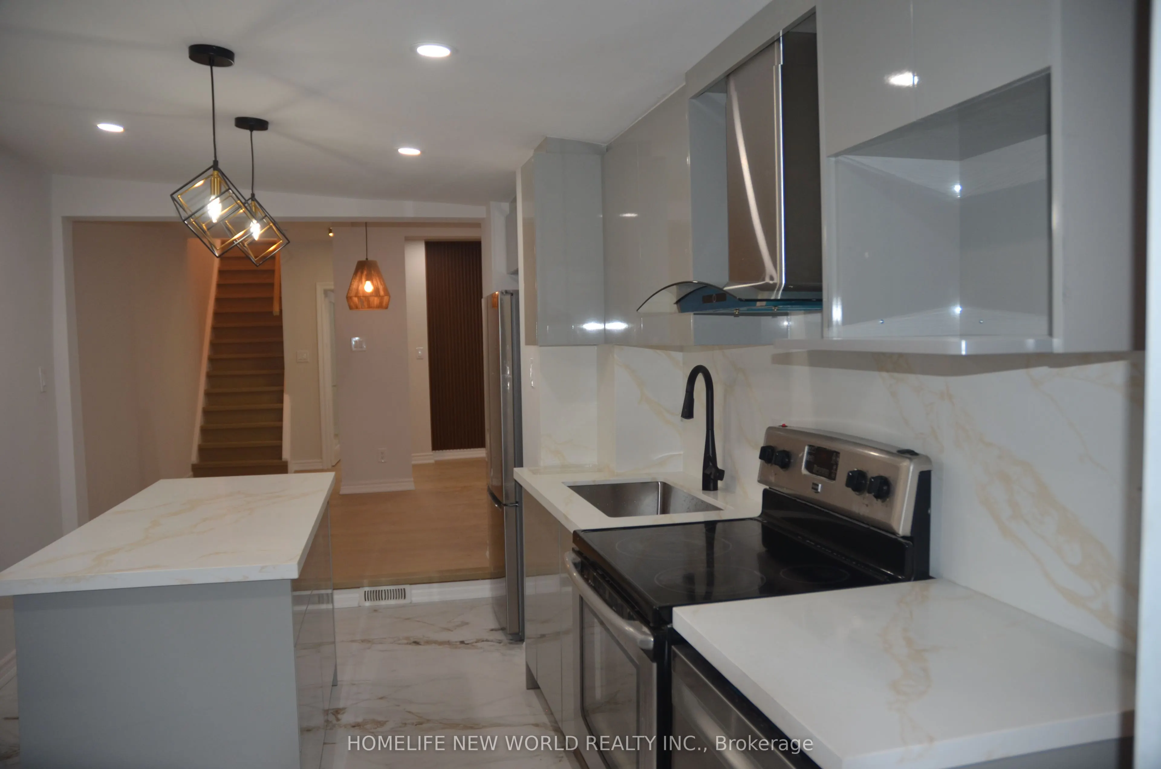 231 Queen Street W, #Upper Level
