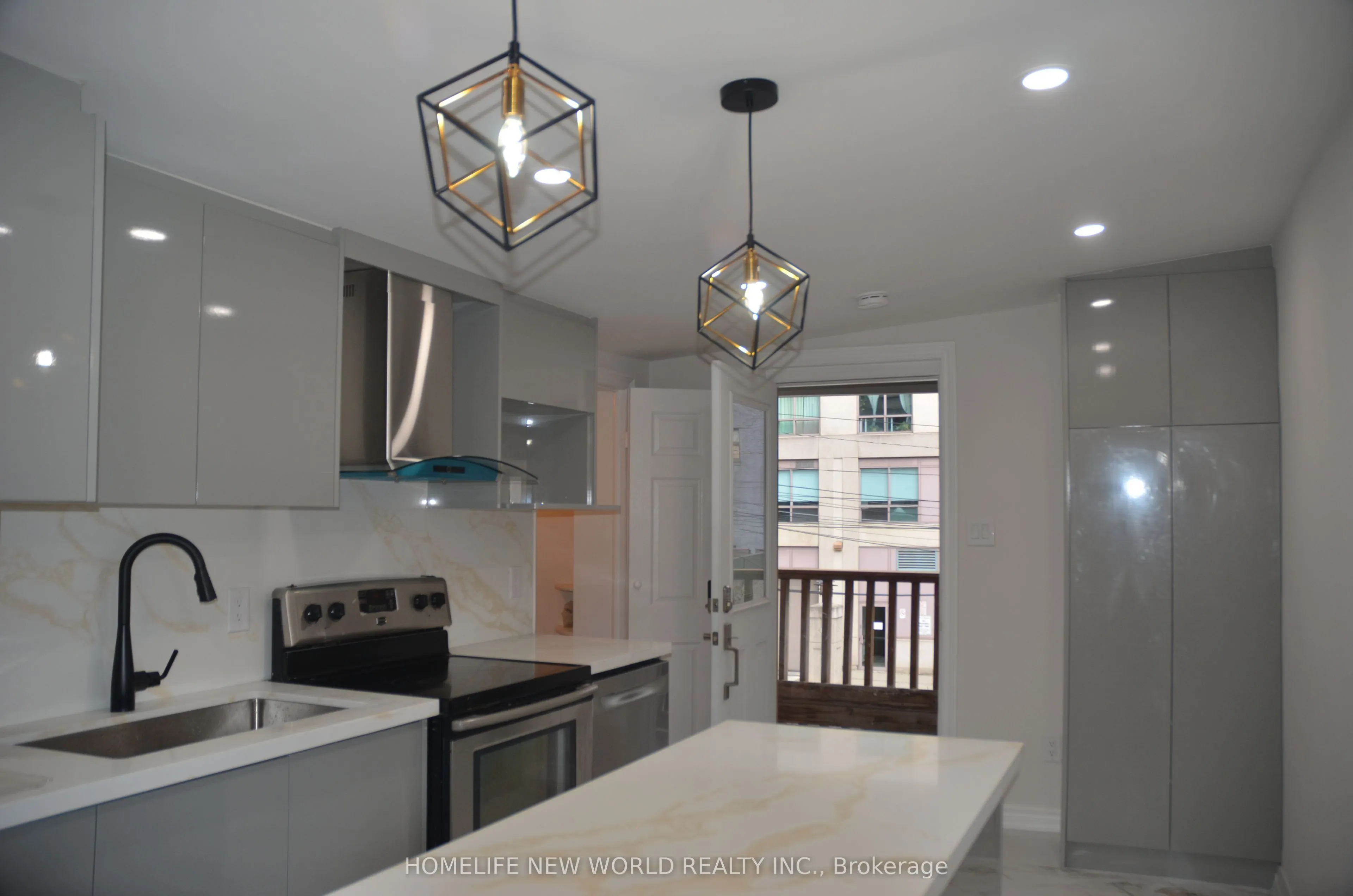 231 Queen Street W, #Upper Level